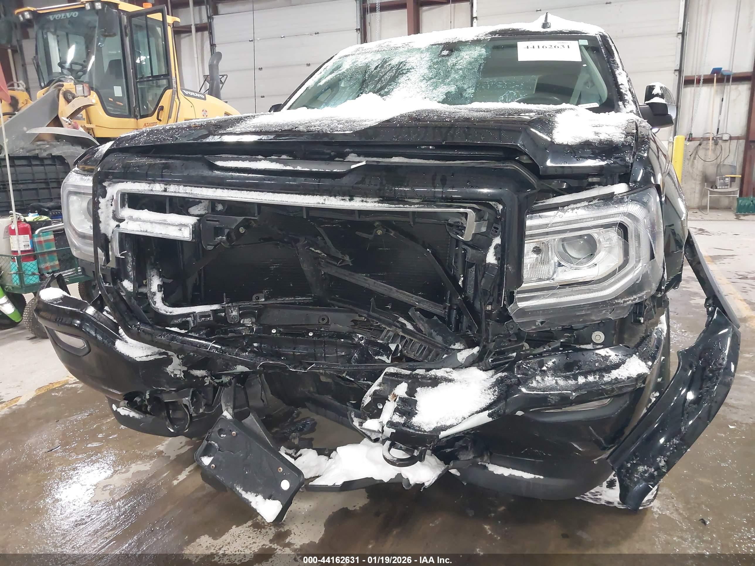 GMC SIERRA image 6