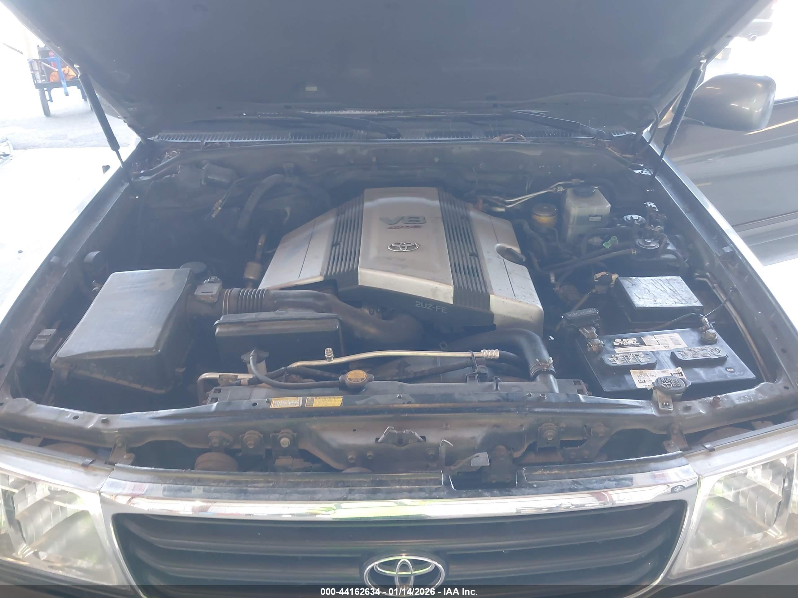 TOYOTA LAND image 10