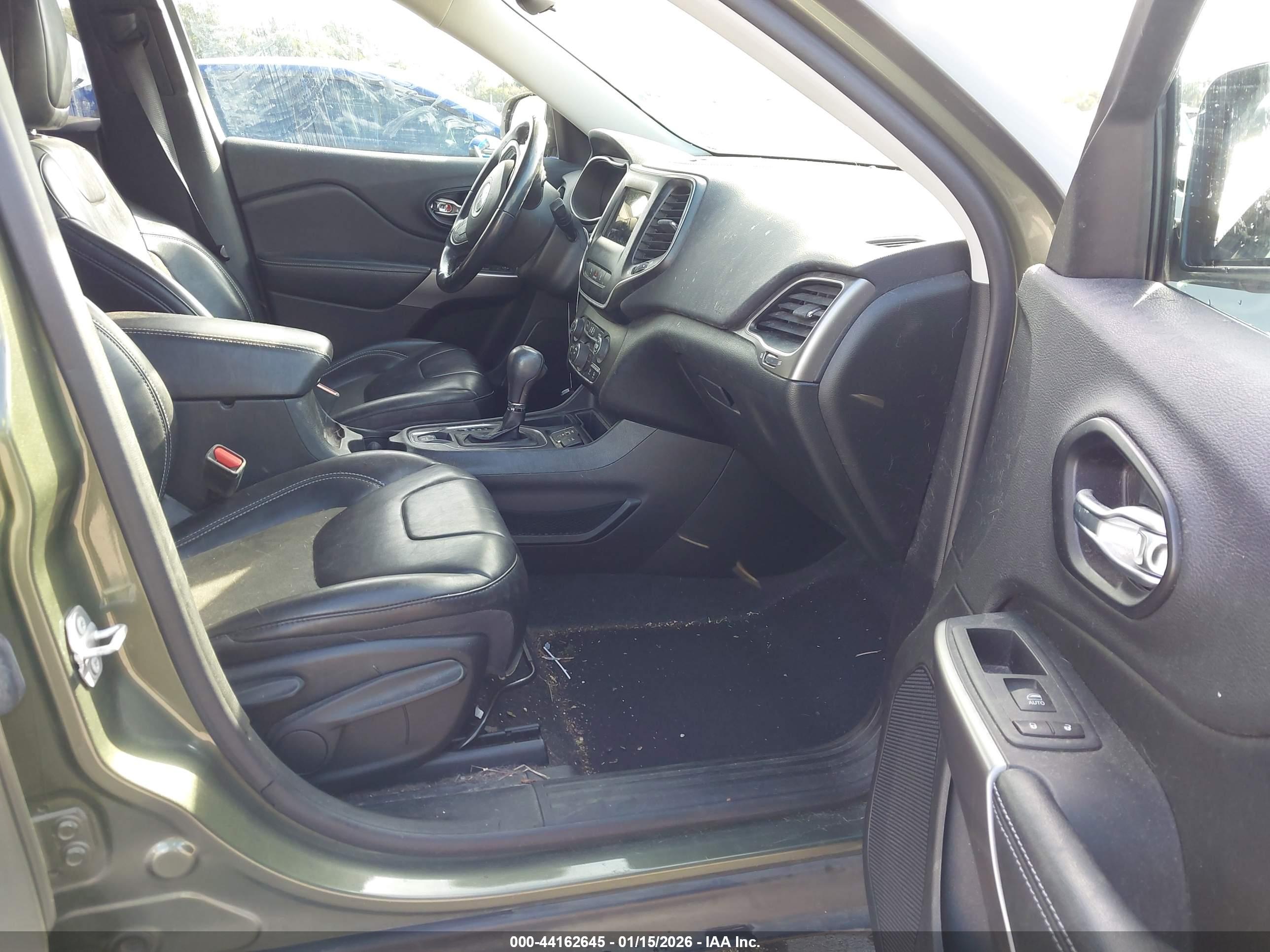 JEEP CHEROKEE image 5