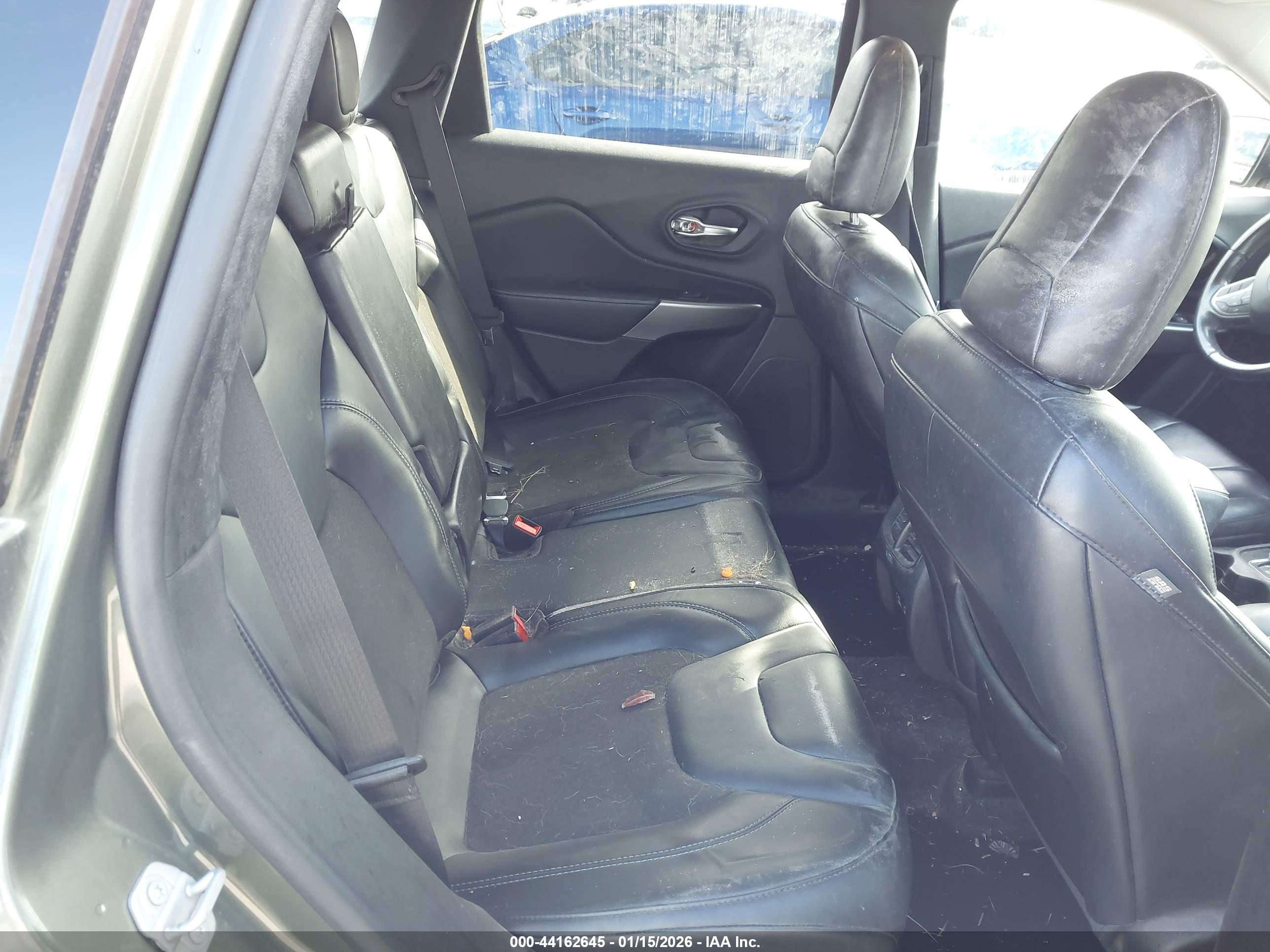JEEP CHEROKEE image 8