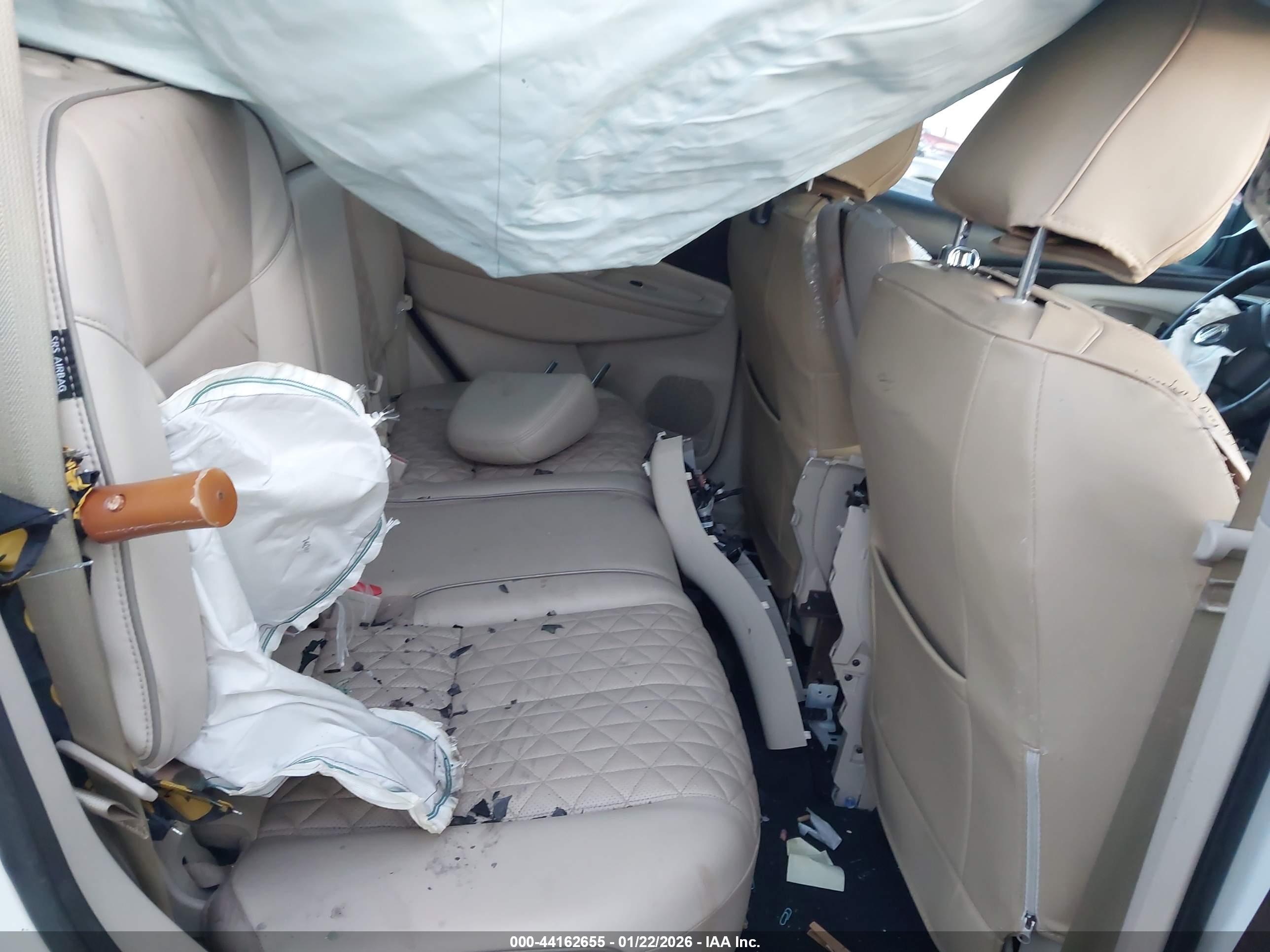 NISSAN MURANO image 8