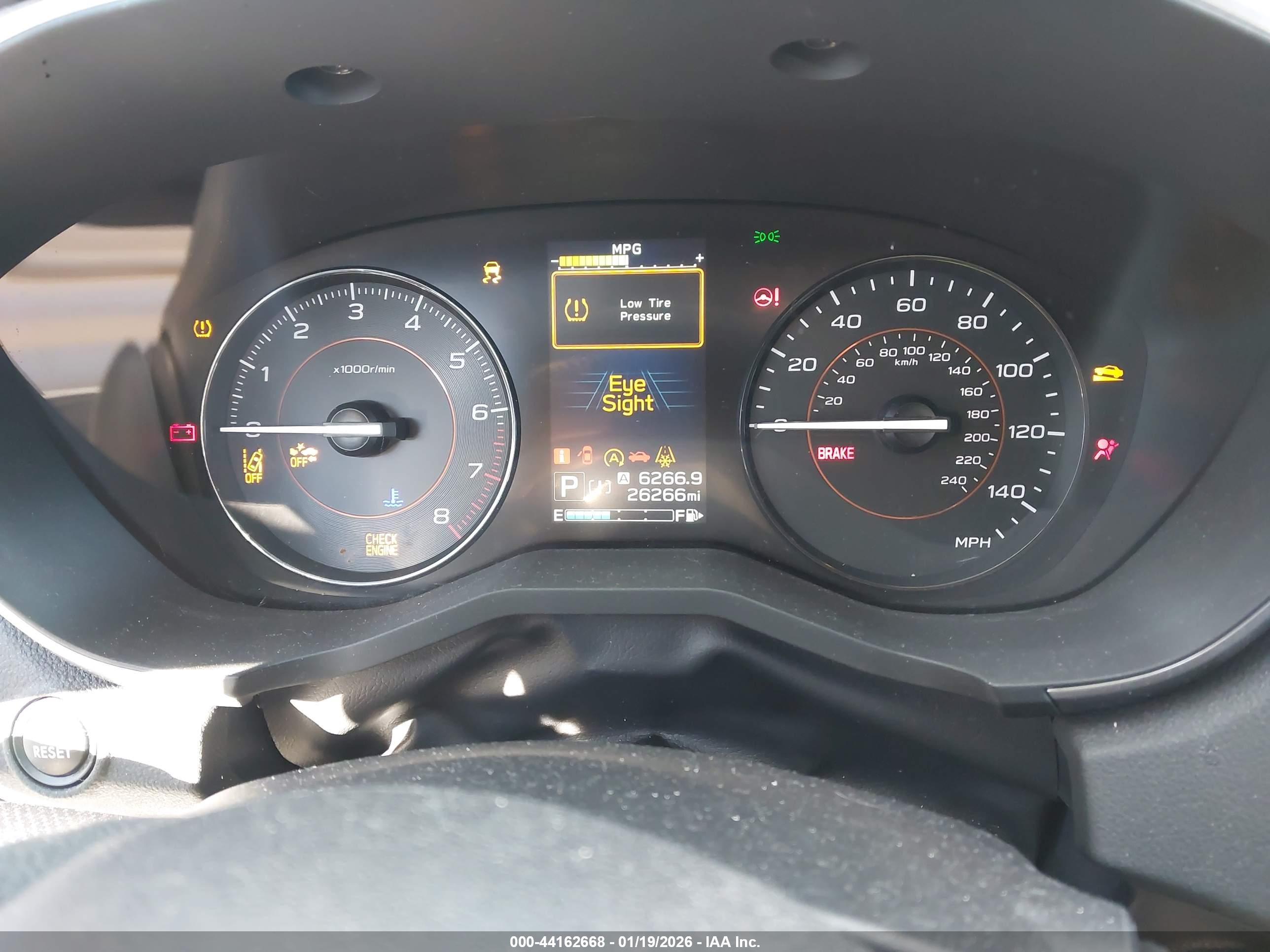 SUBARU CROSSTREK image 7