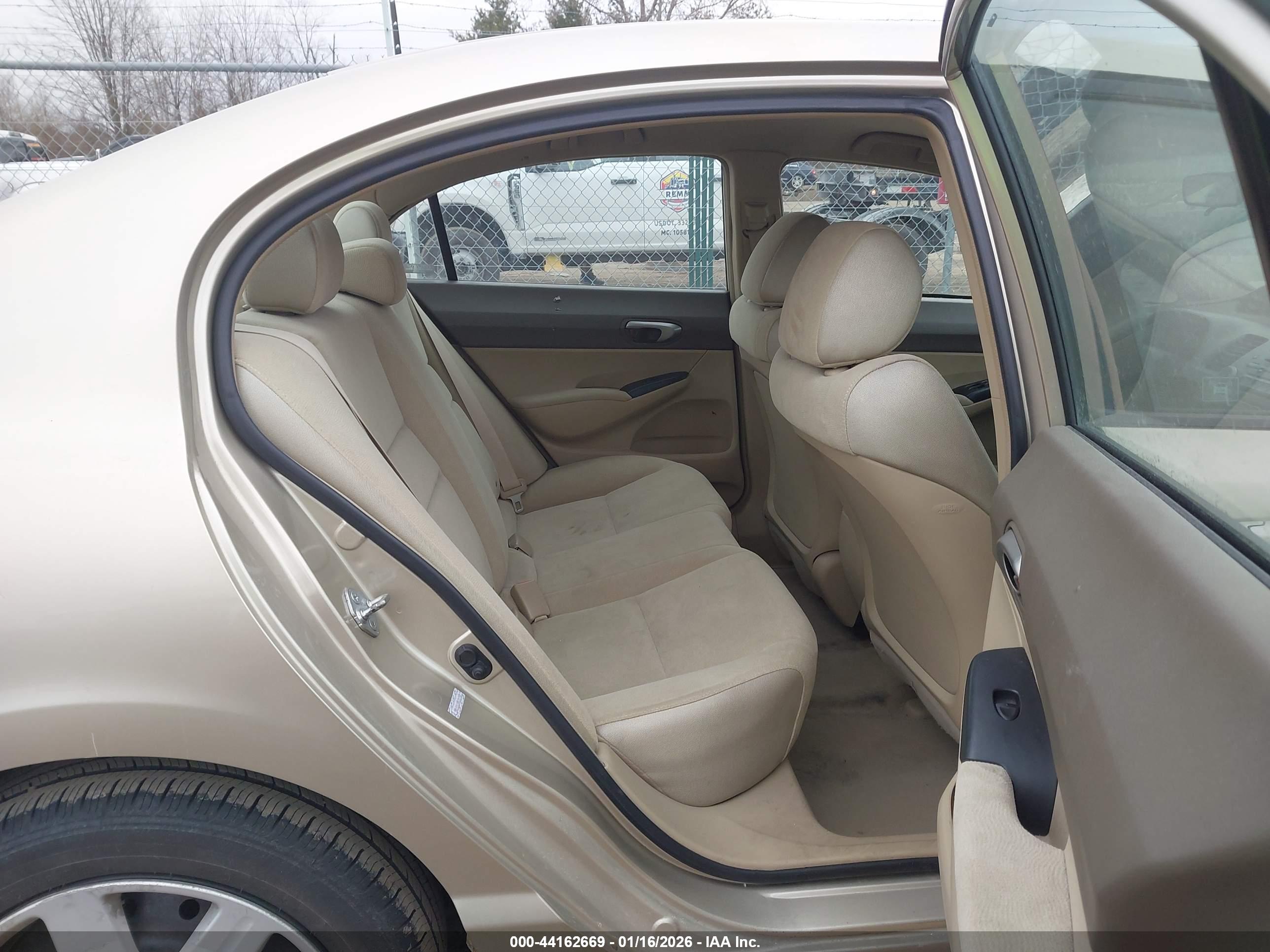 HONDA CIVIC image 8