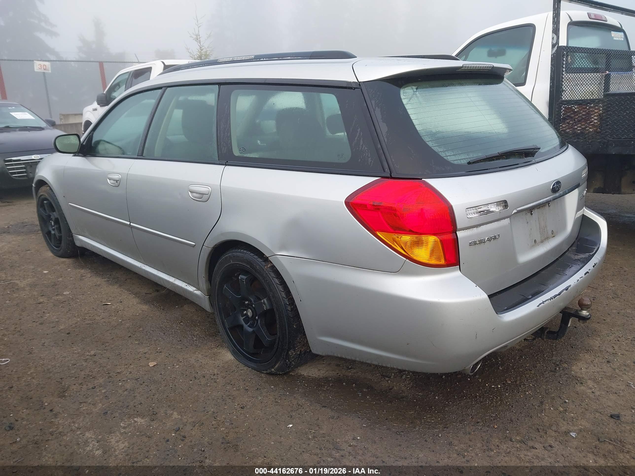 SUBARU LEGACY image 3