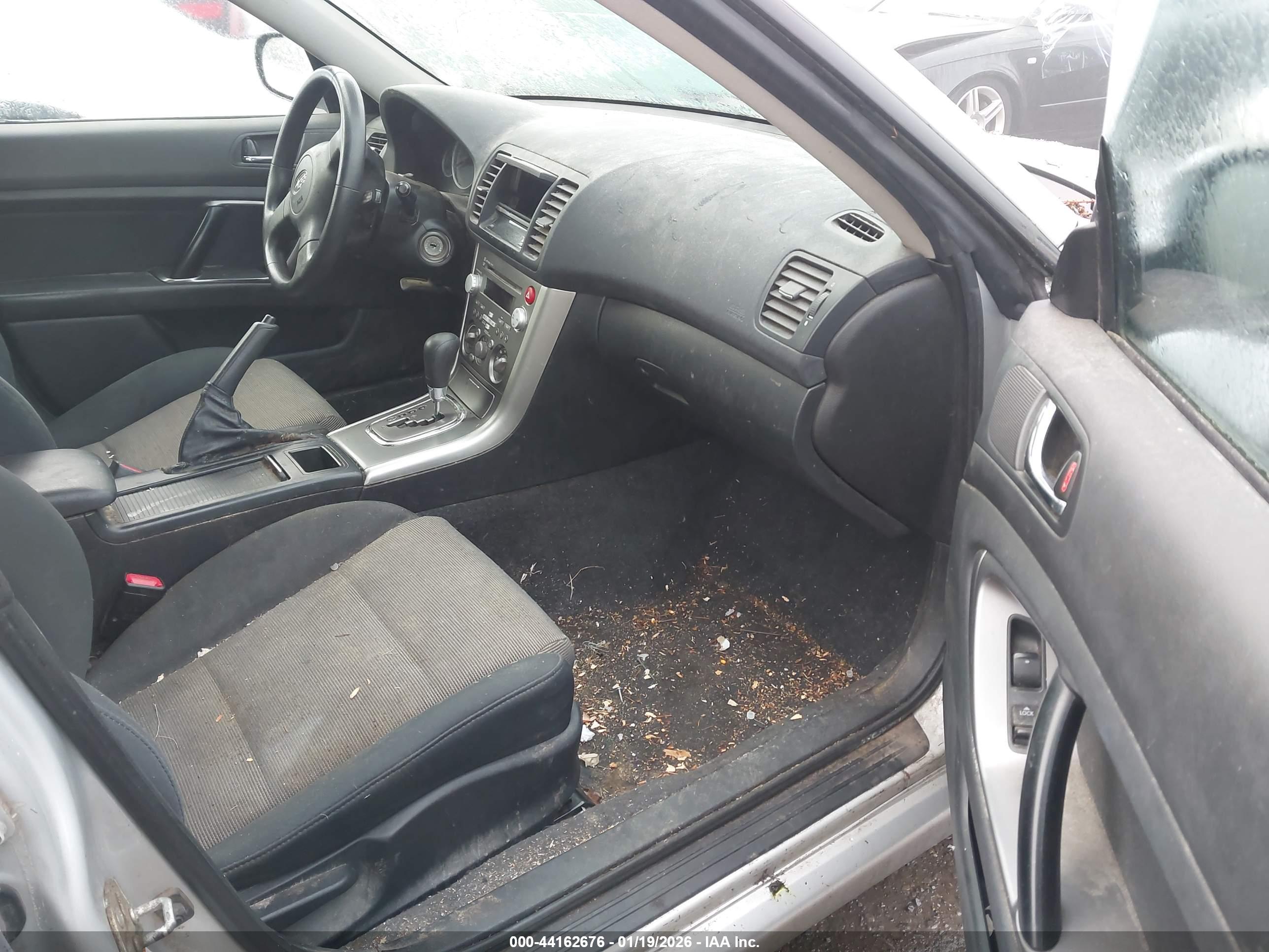 SUBARU LEGACY image 5
