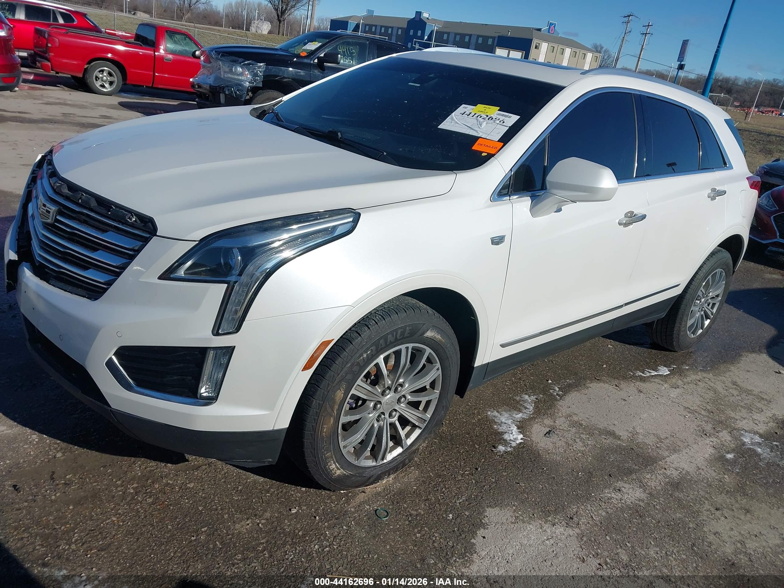 CADILLAC XT5 image 2