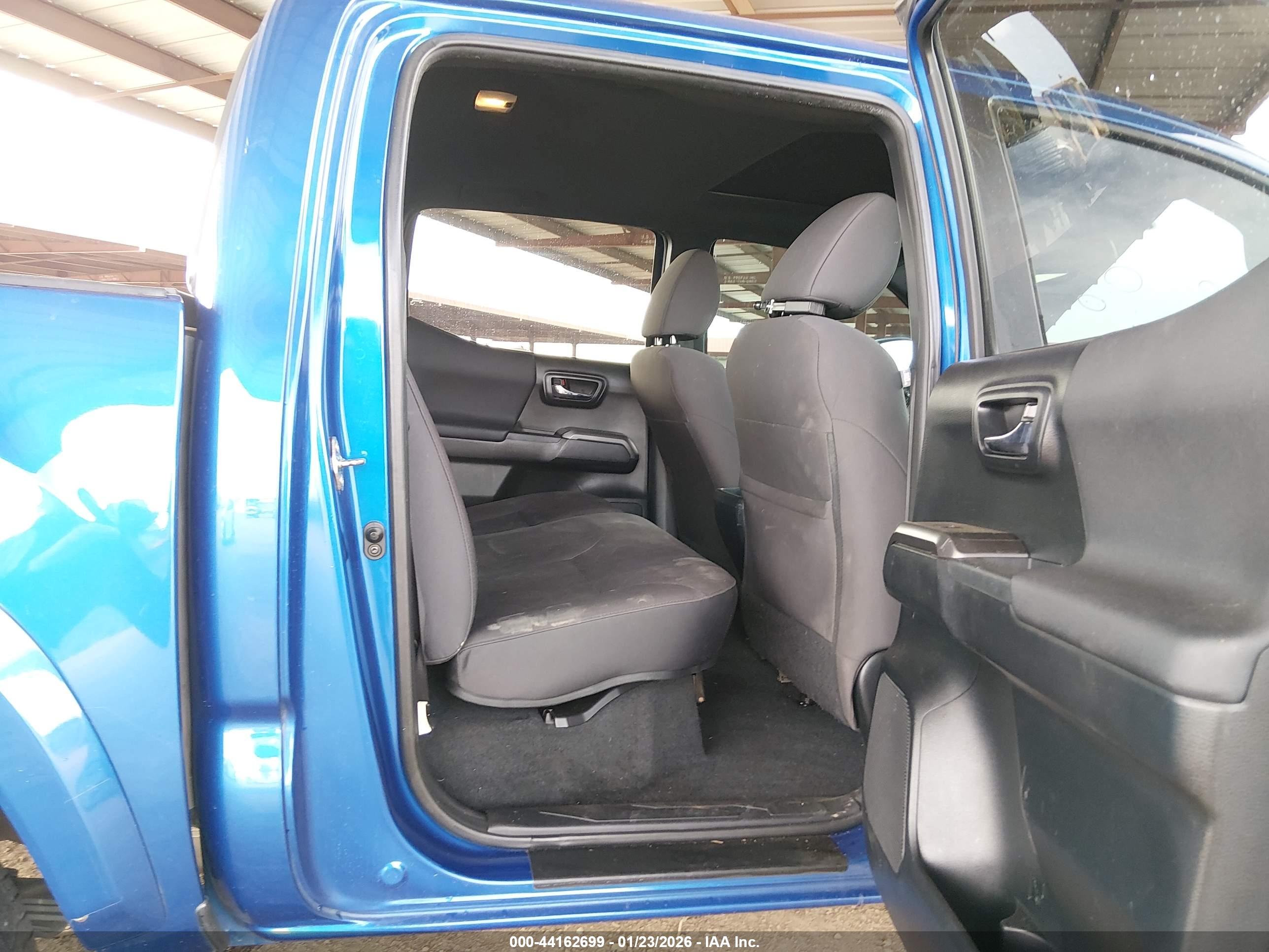 TOYOTA TACOMA image 8