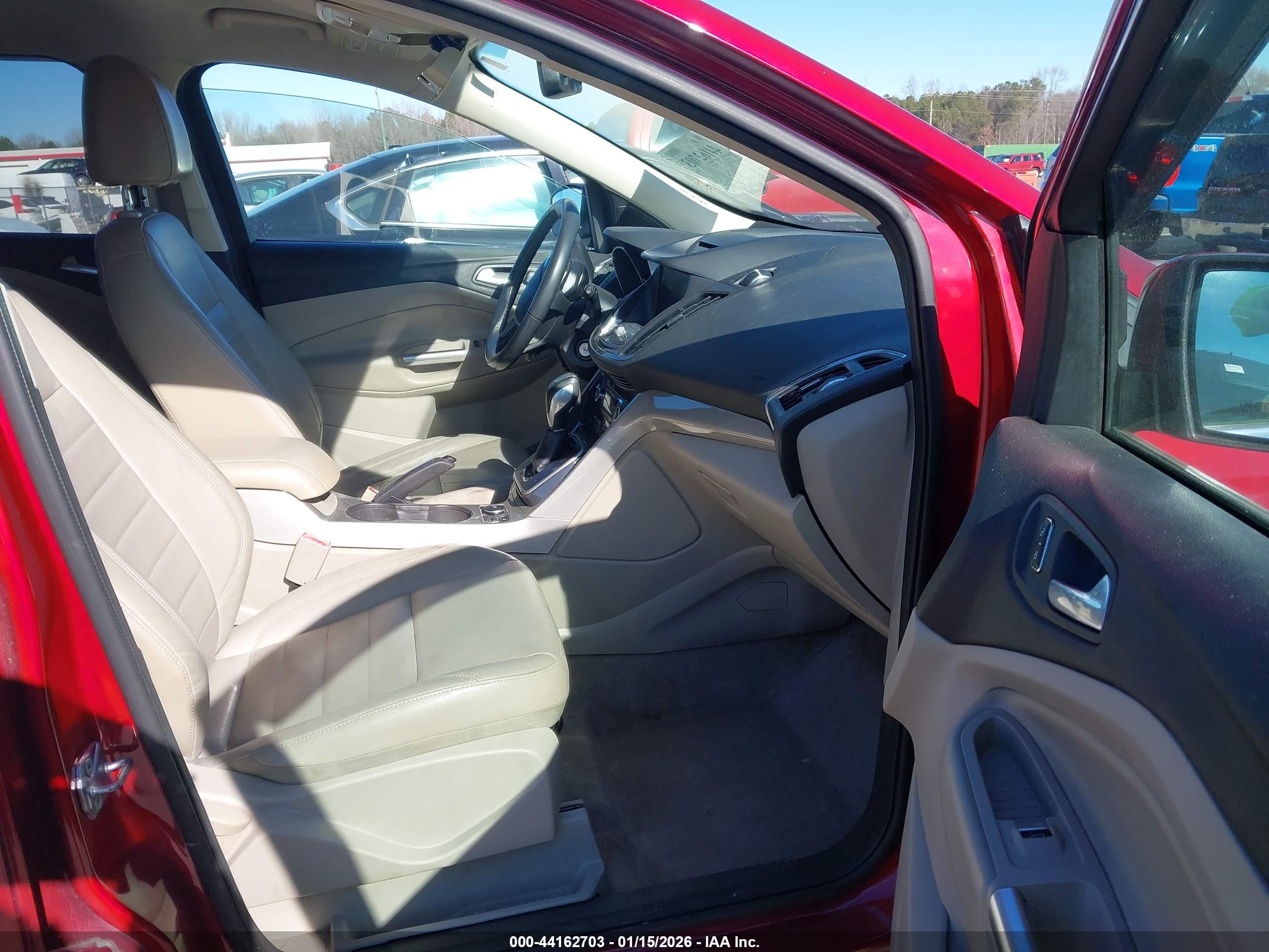 FORD ESCAPE image 5