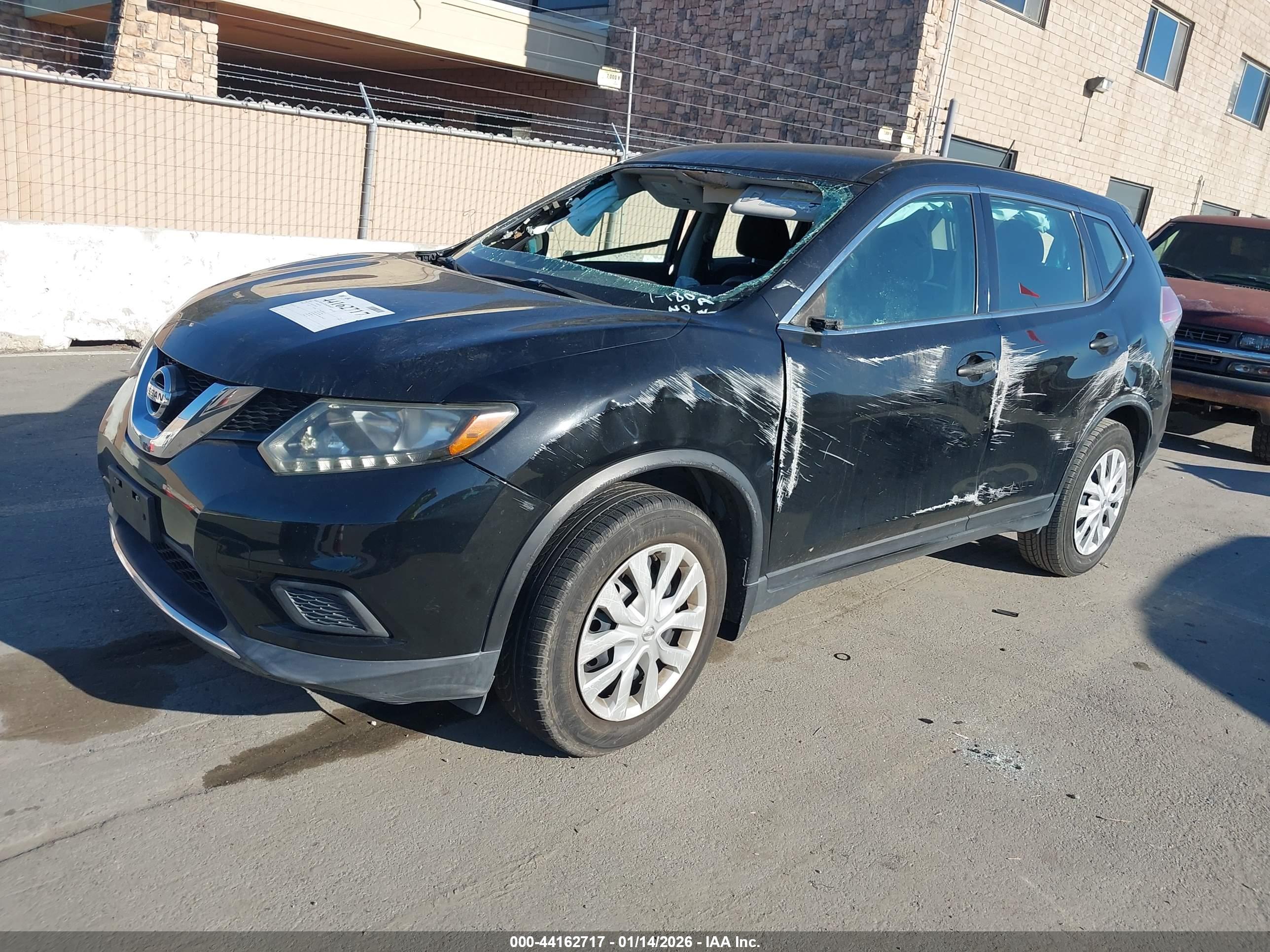 NISSAN ROGUE image 2
