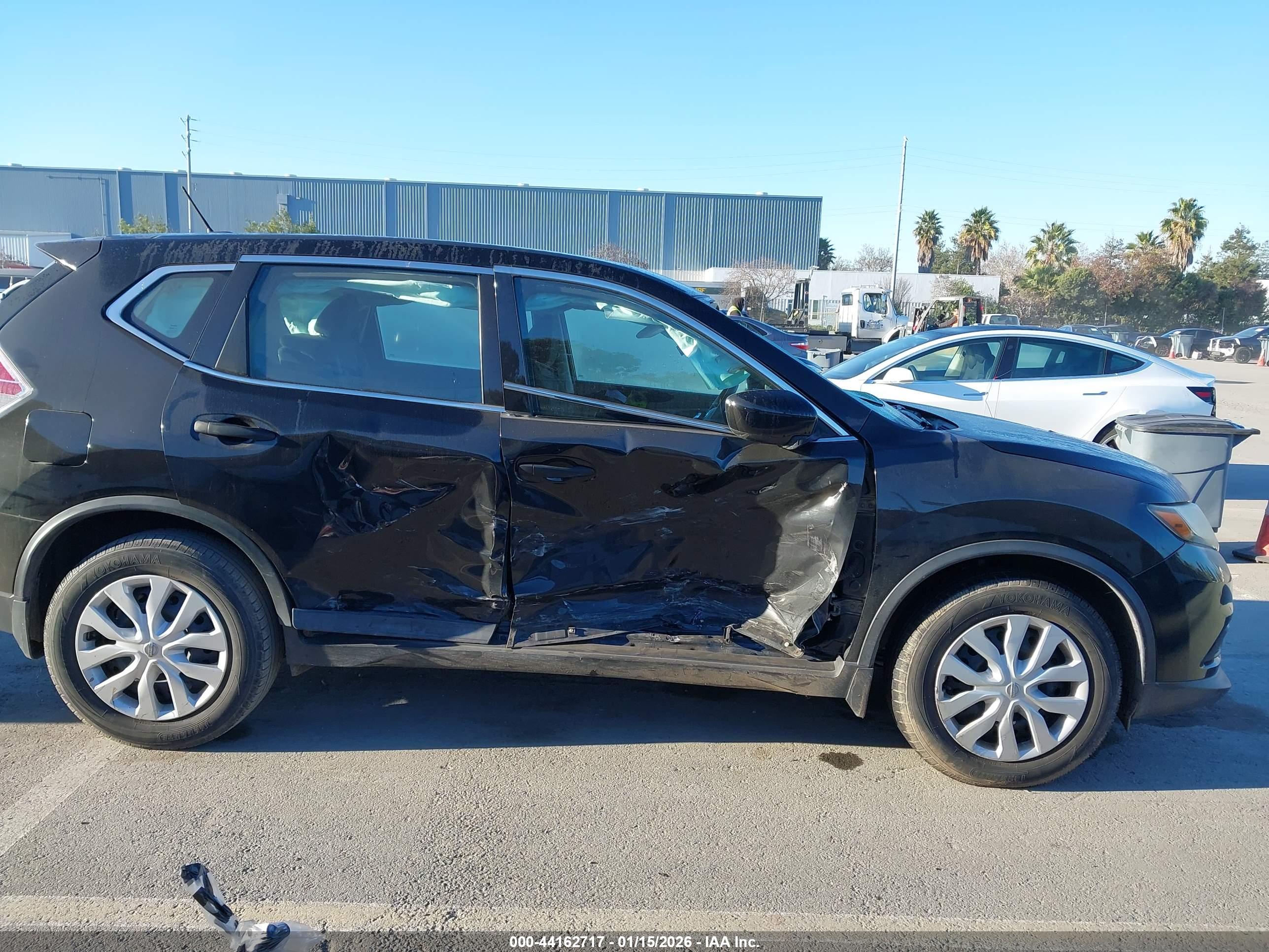 NISSAN ROGUE image 6
