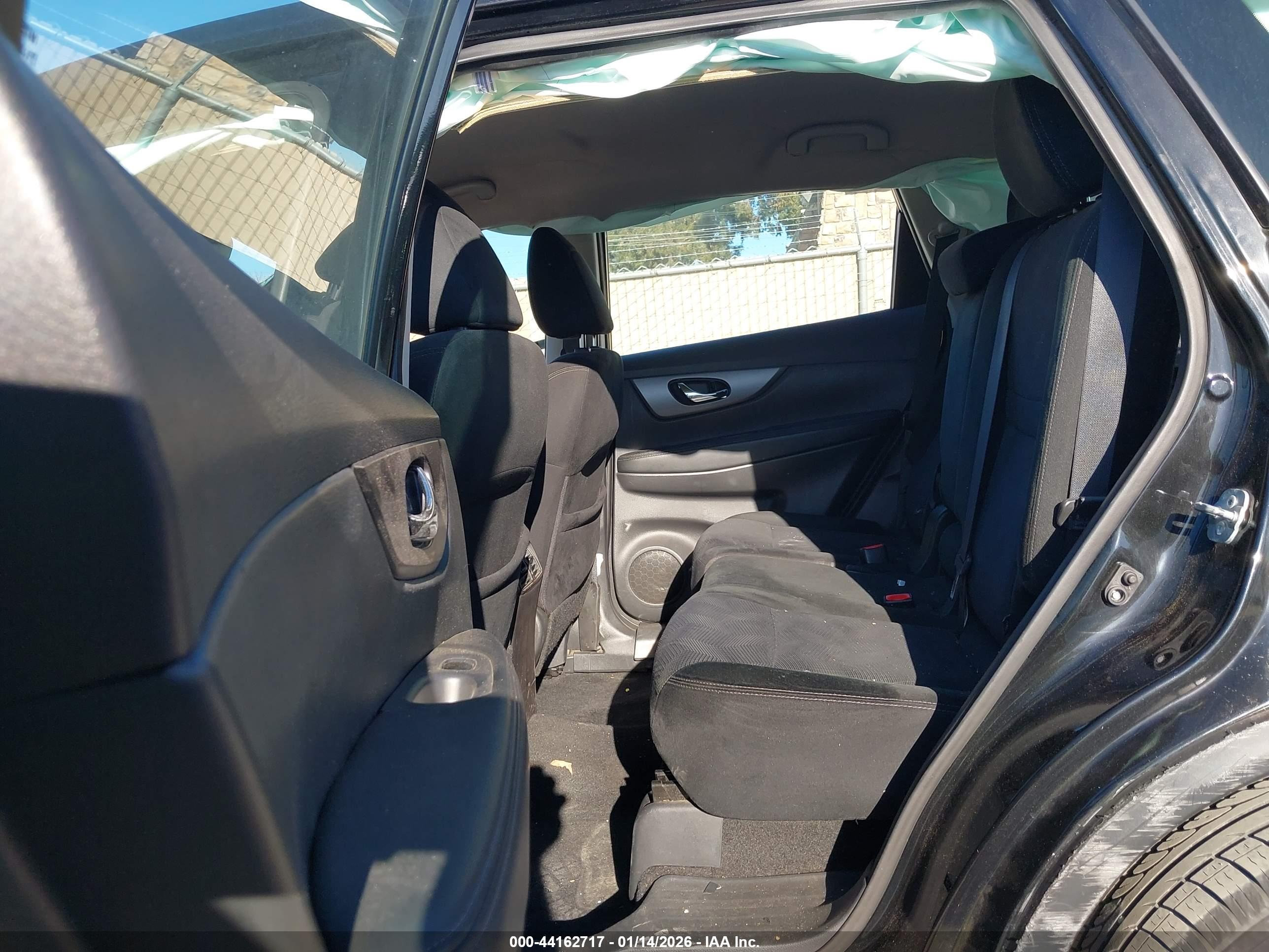 NISSAN ROGUE image 8