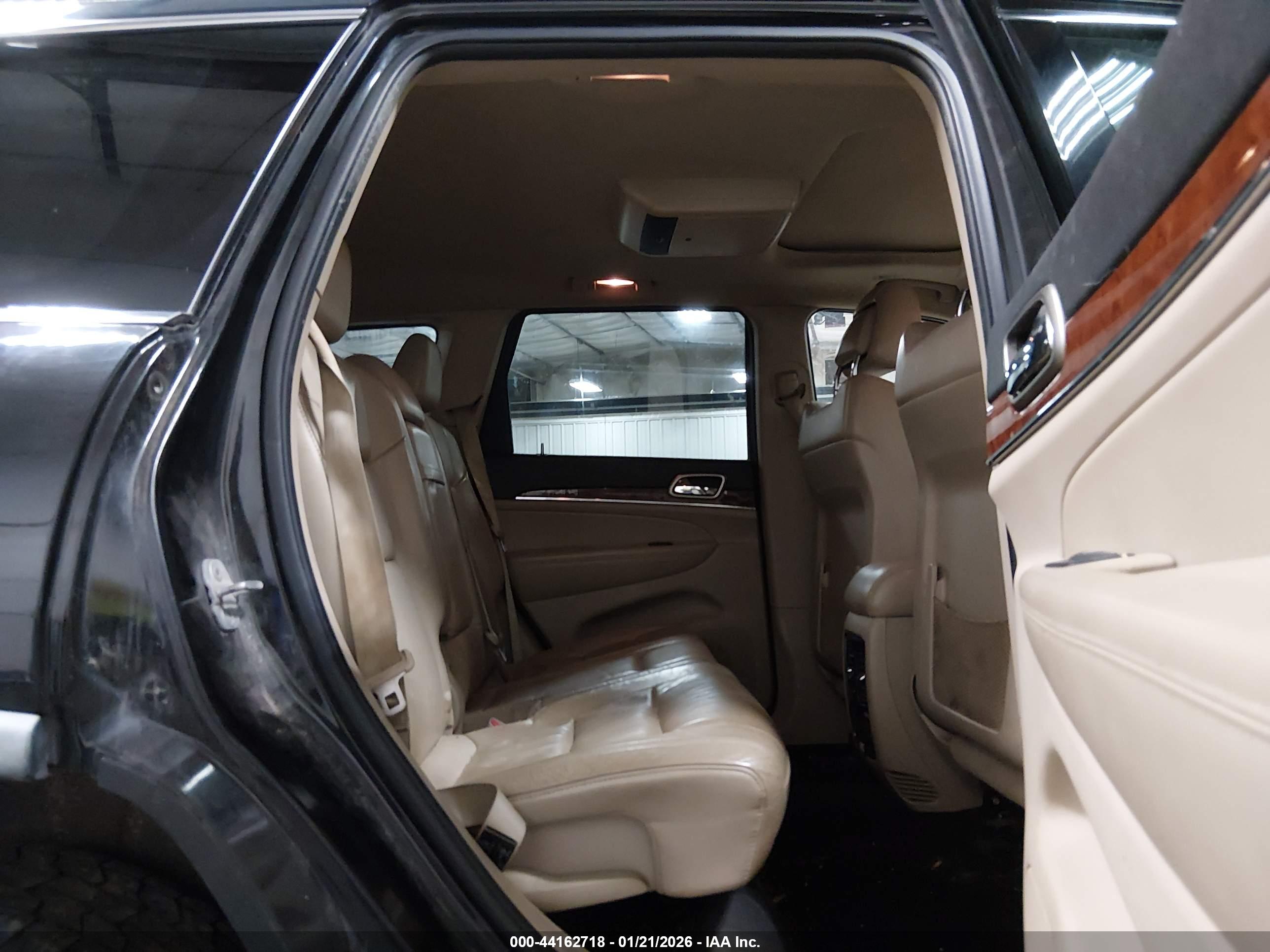 JEEP GRAND image 8