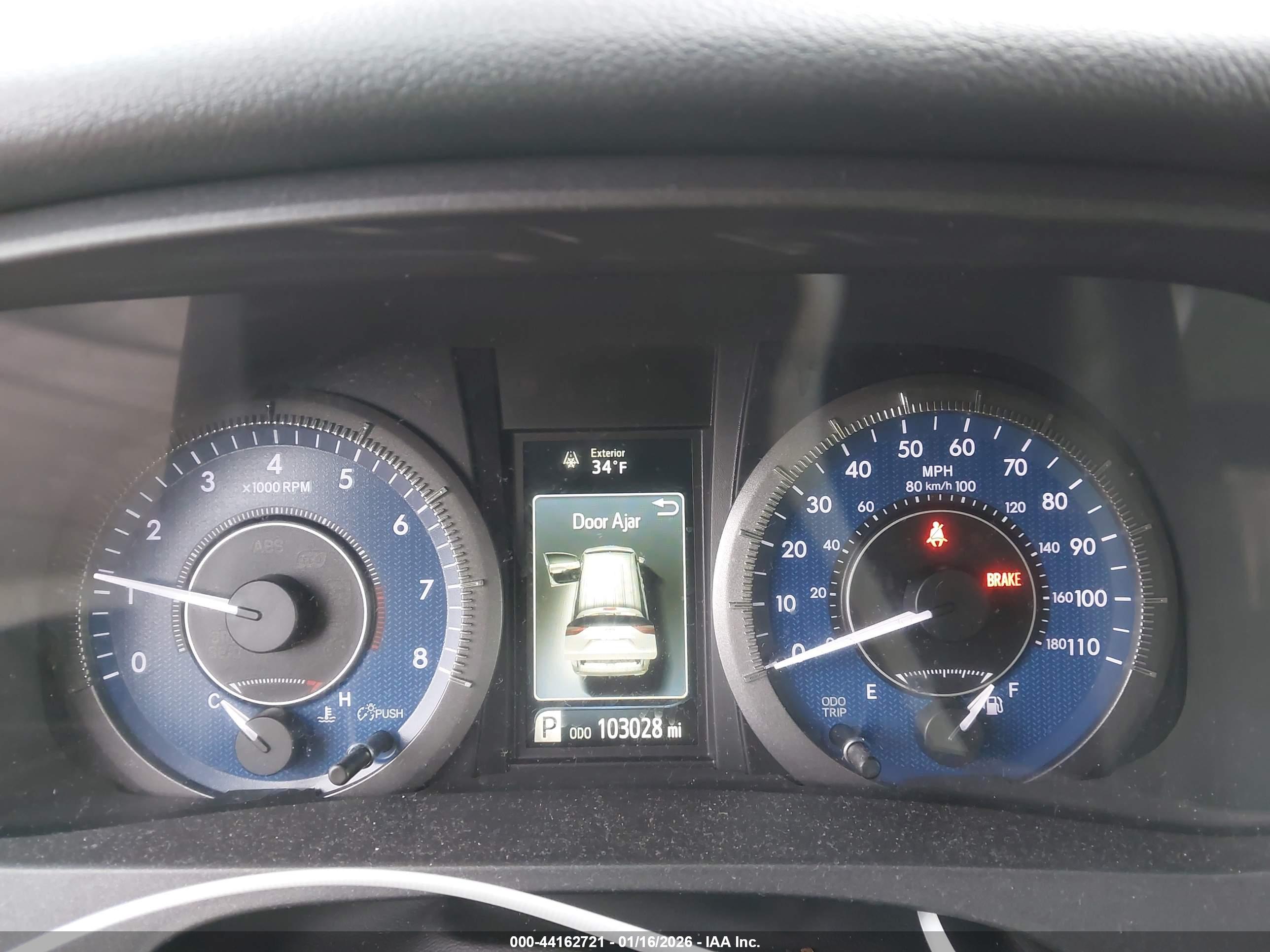 TOYOTA SIENNA image 7