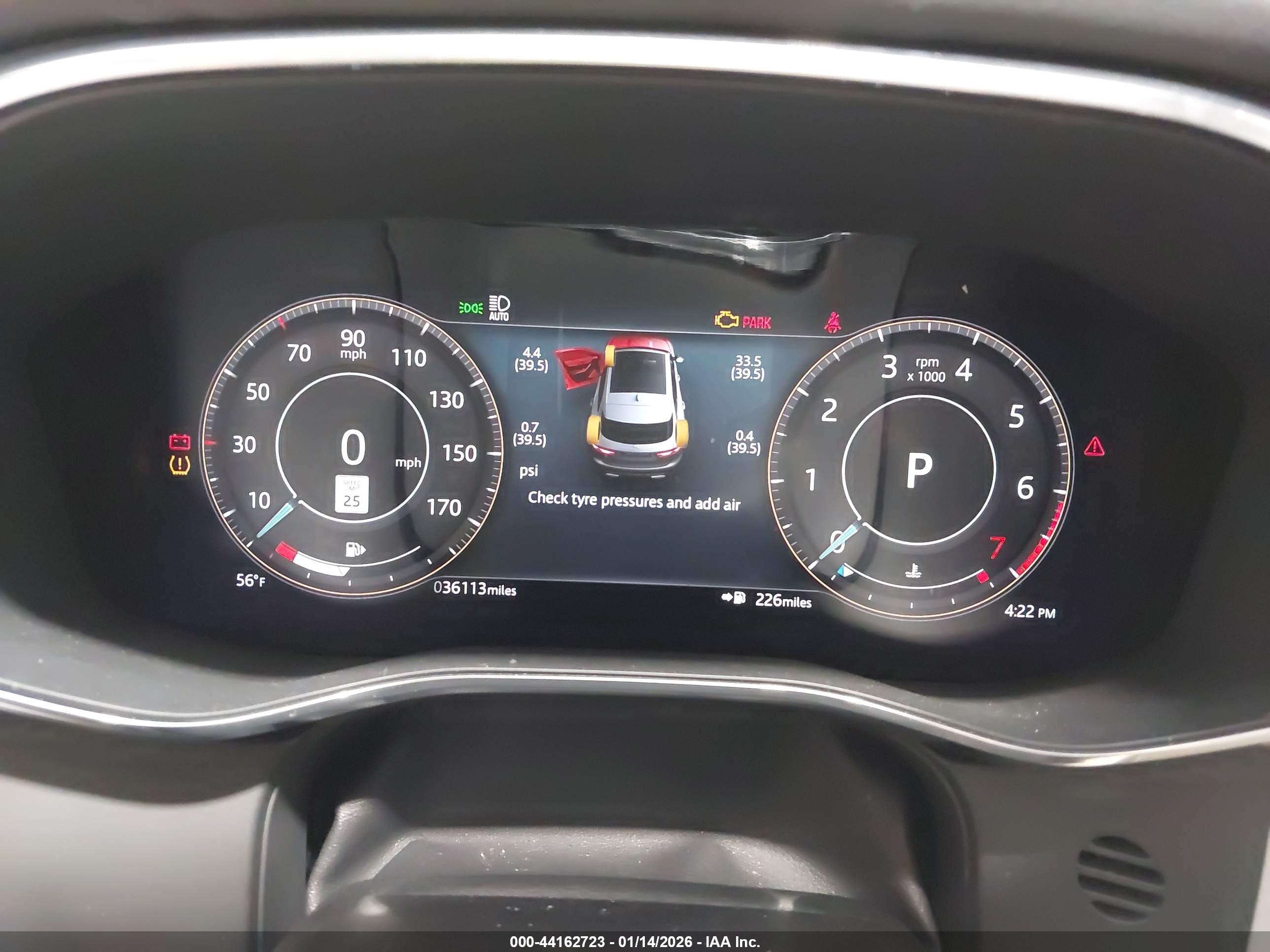 JAGUAR F-PACE image 7