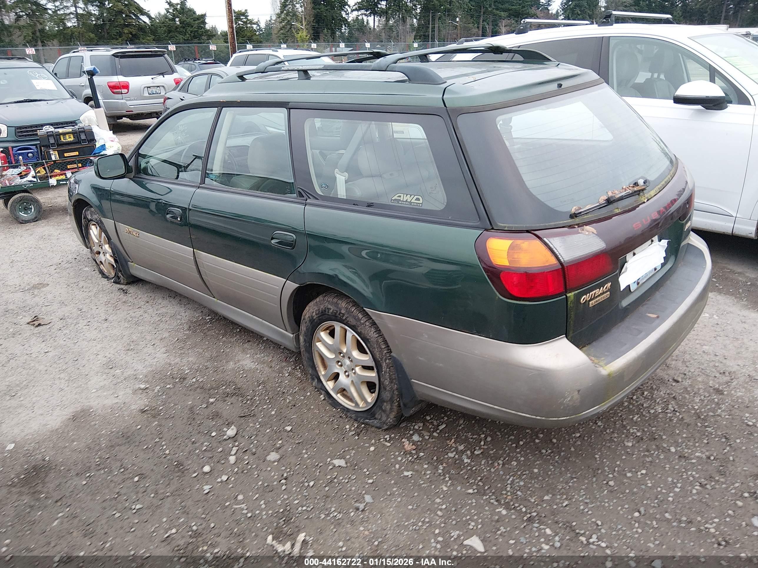 SUBARU OUTBACK image 3