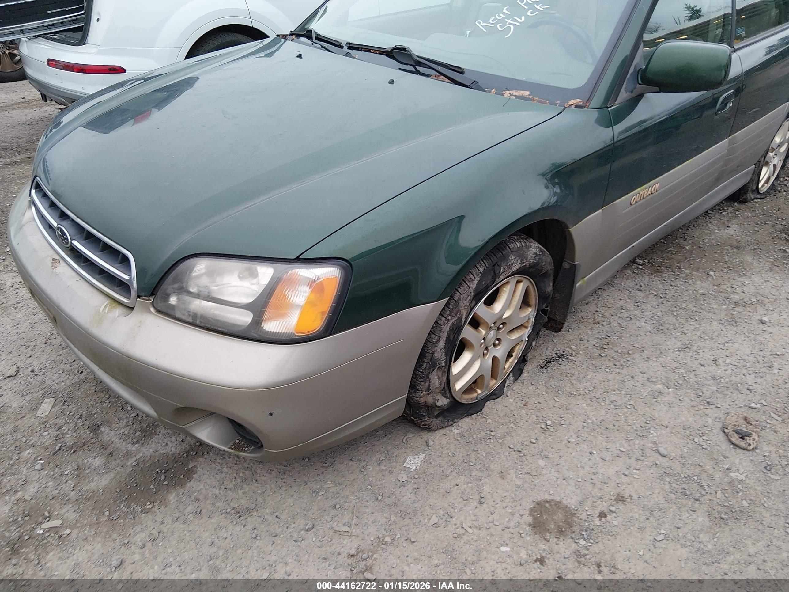 SUBARU OUTBACK image 6