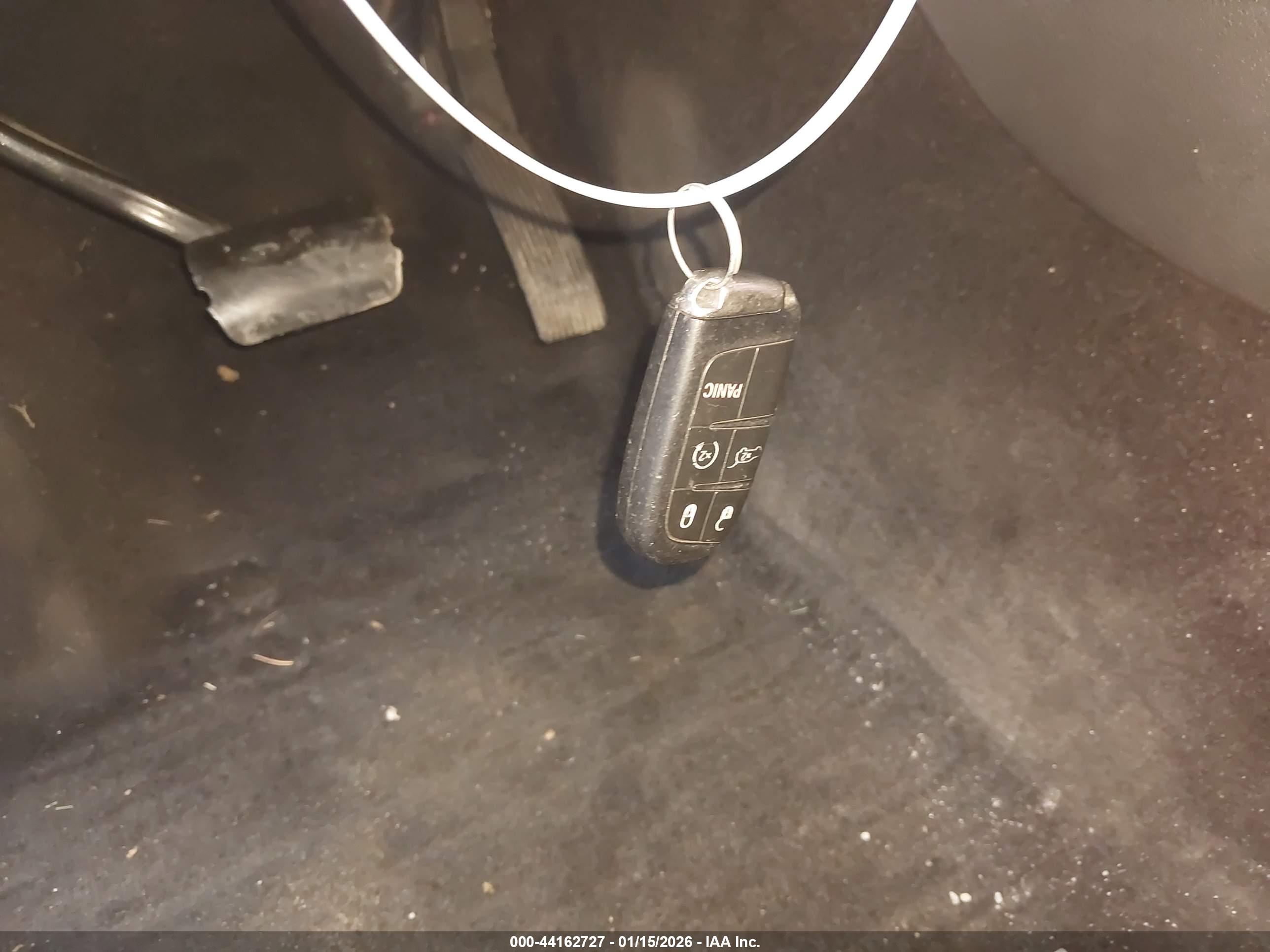 JEEP GRAND image 11