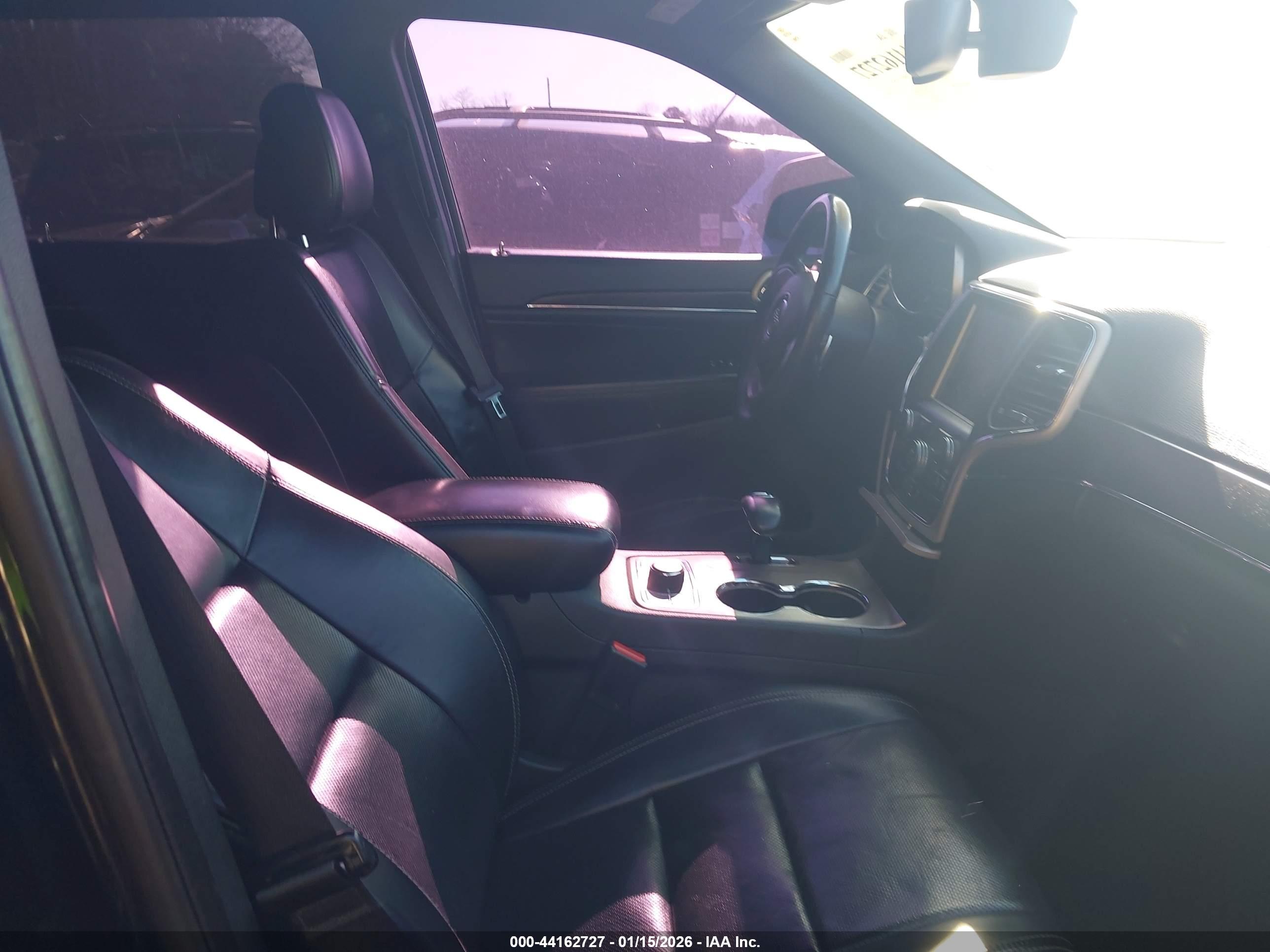 JEEP GRAND image 5
