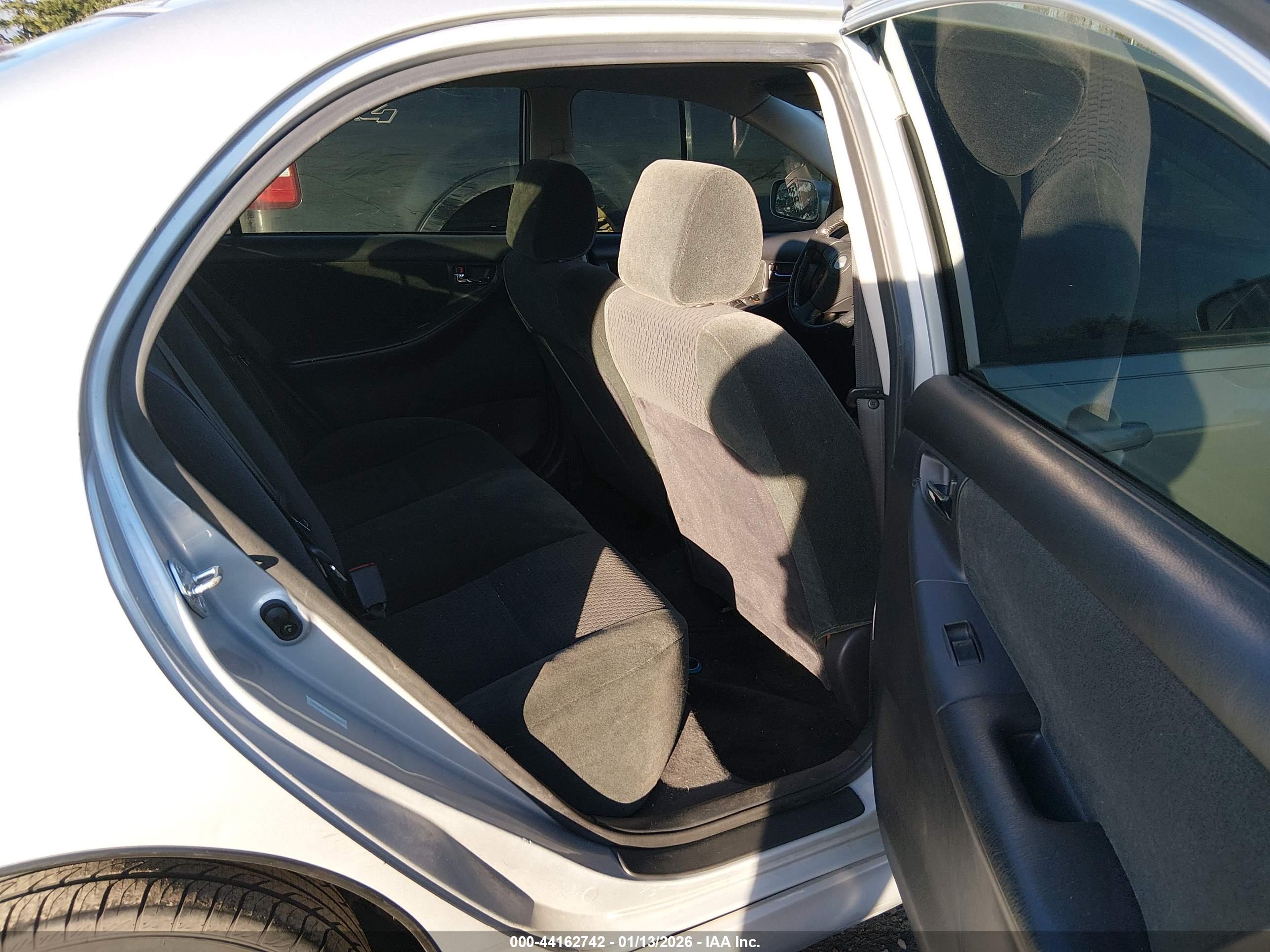 TOYOTA COROLLA image 8