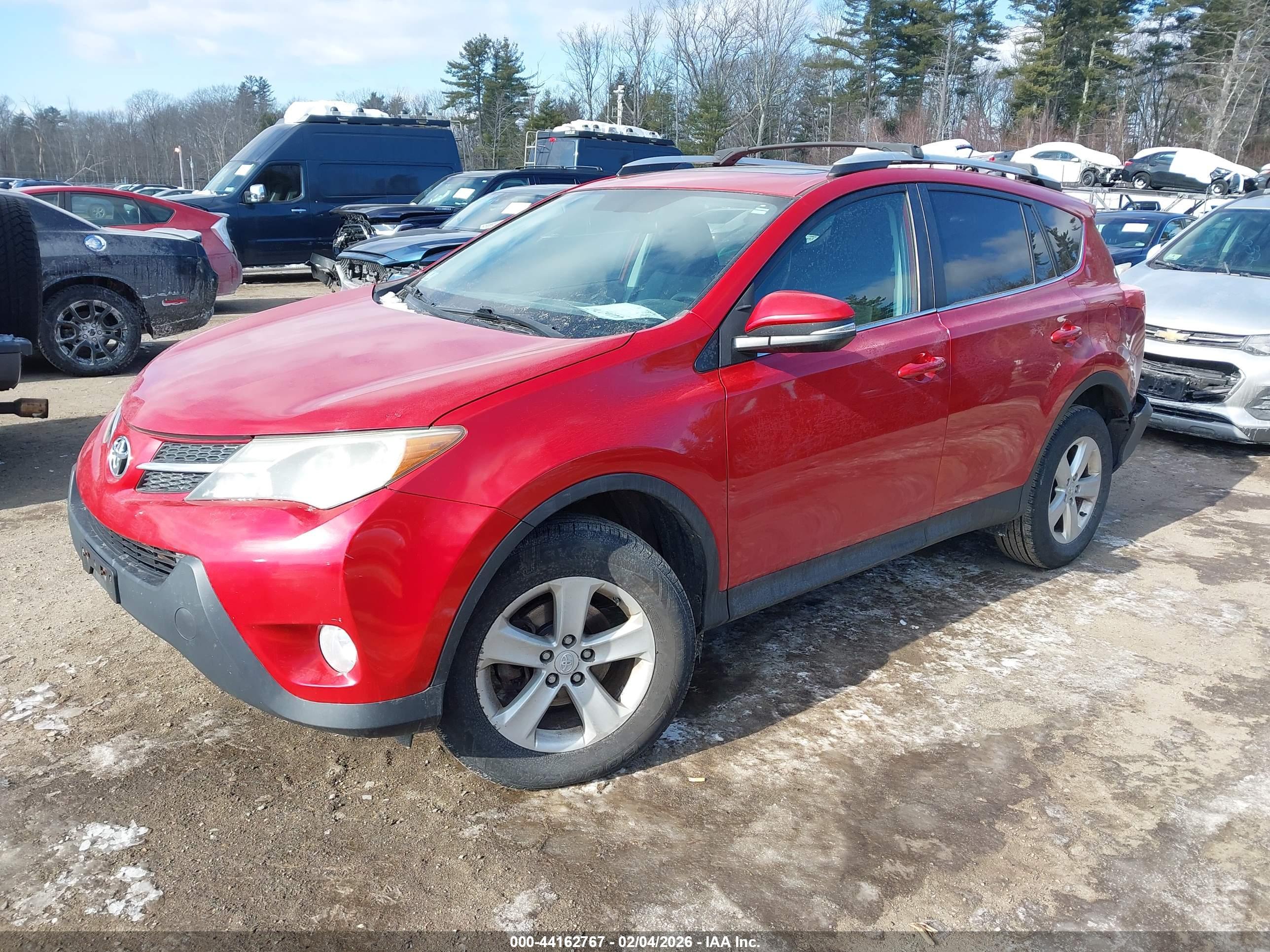 TOYOTA RAV4 image 2