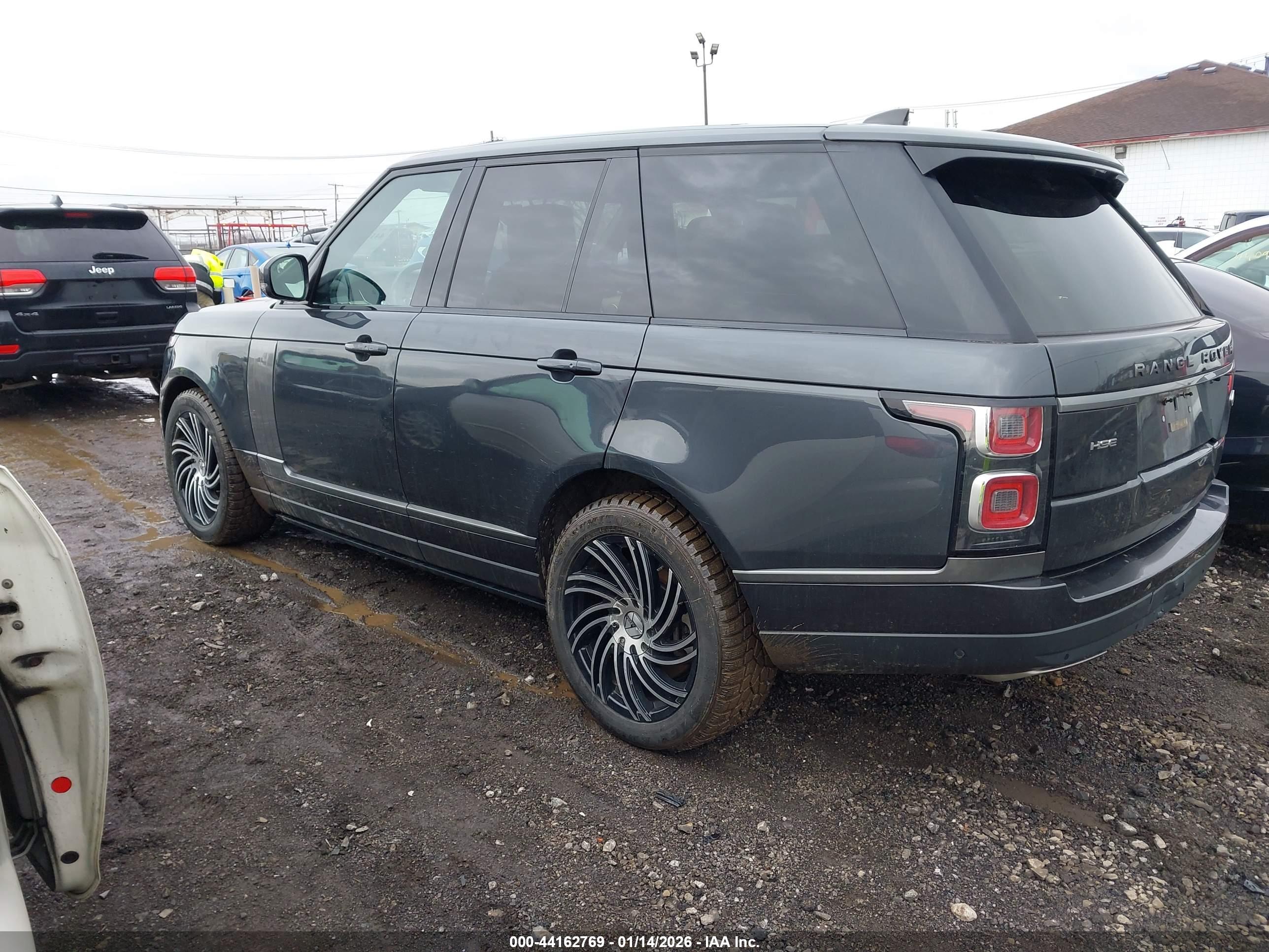 LAND ROVER image 3