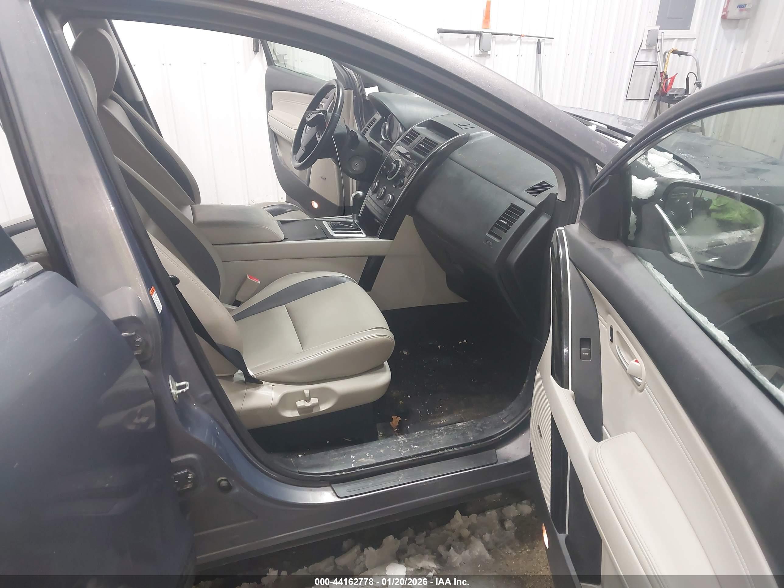 MAZDA CX-9 image 5