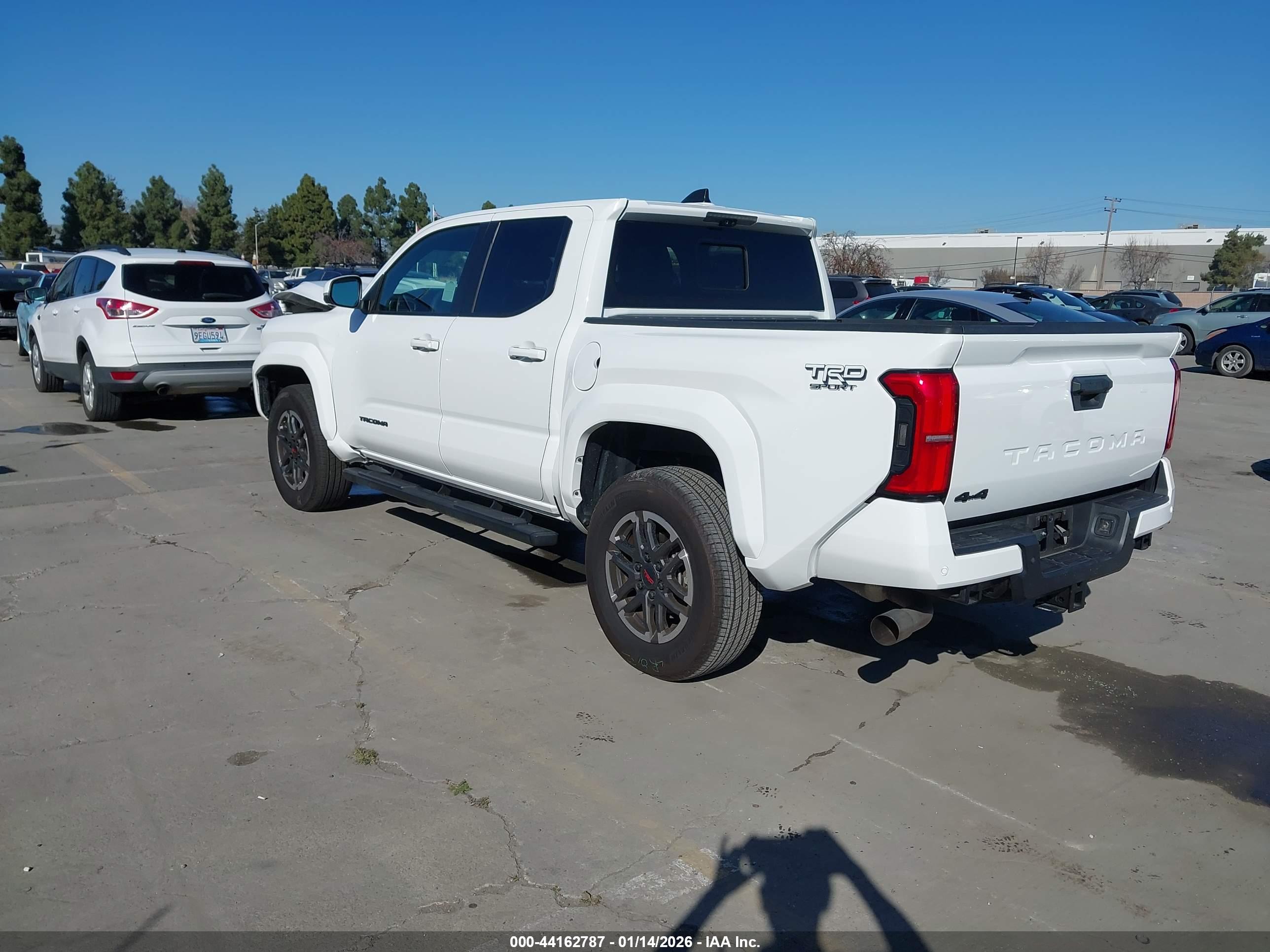 TOYOTA TACOMA image 3