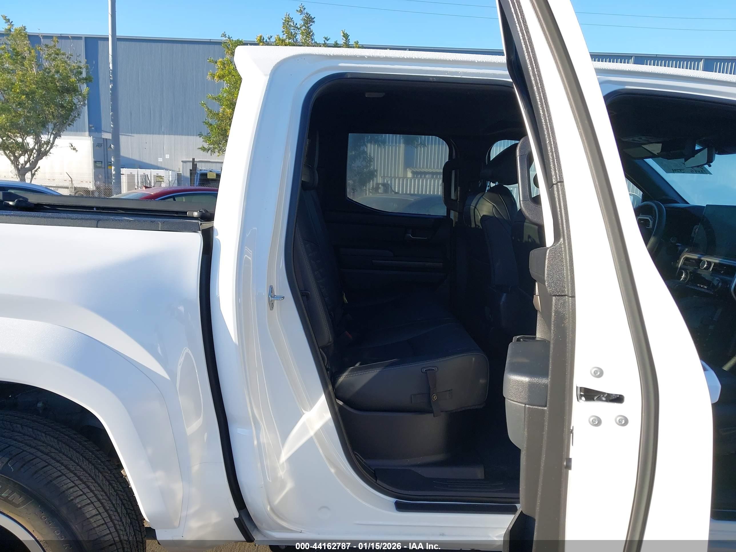 TOYOTA TACOMA image 8