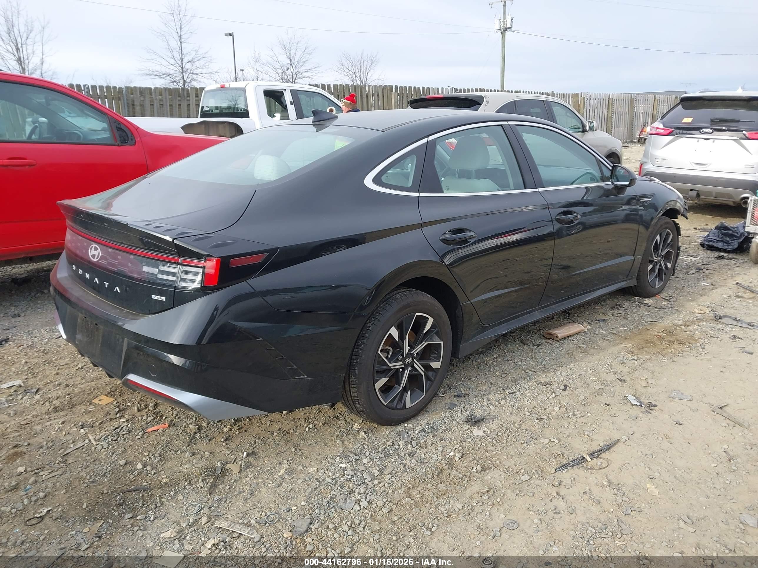 HYUNDAI SONATA image 4