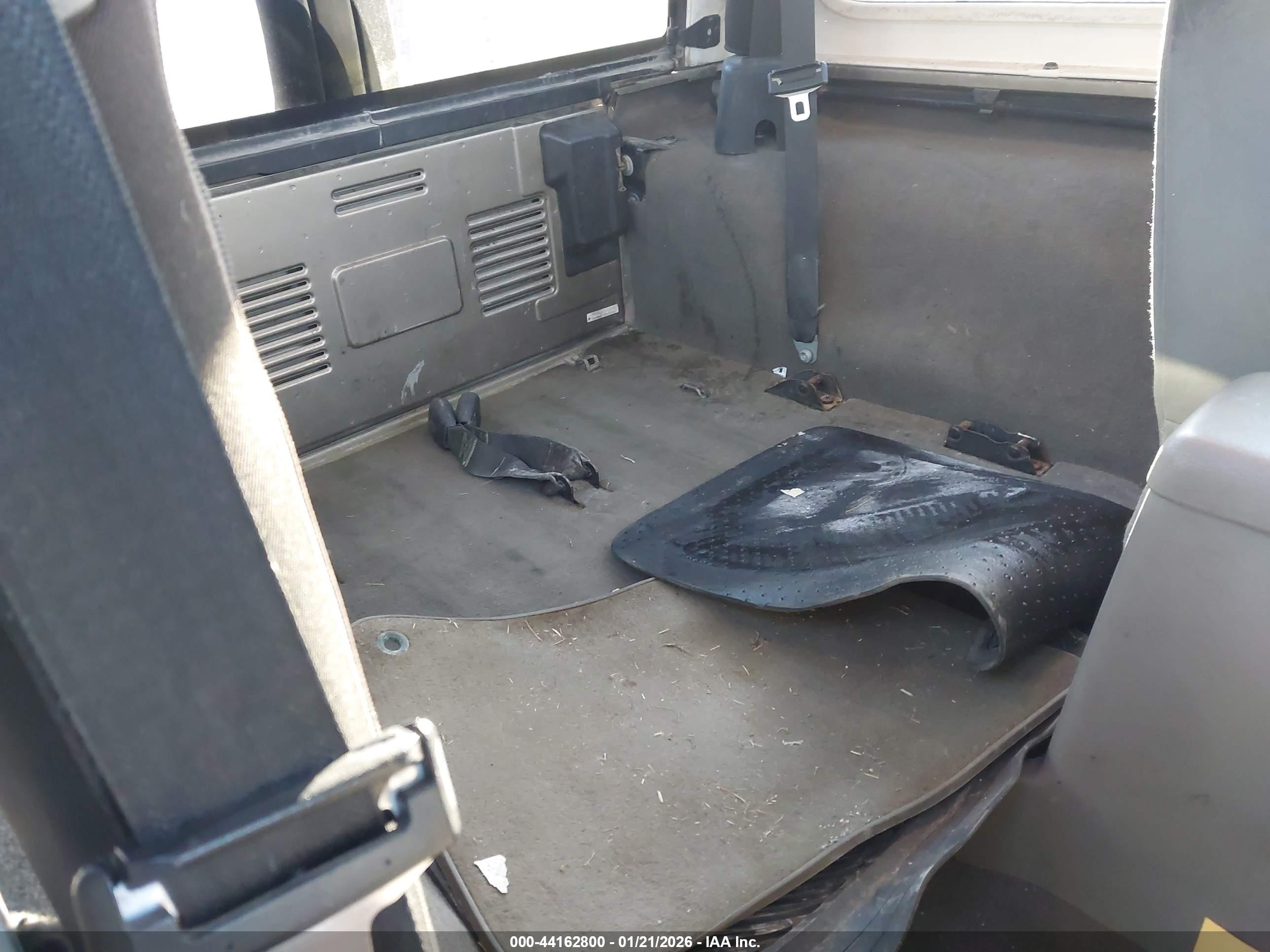 JEEP WRANGLER image 8