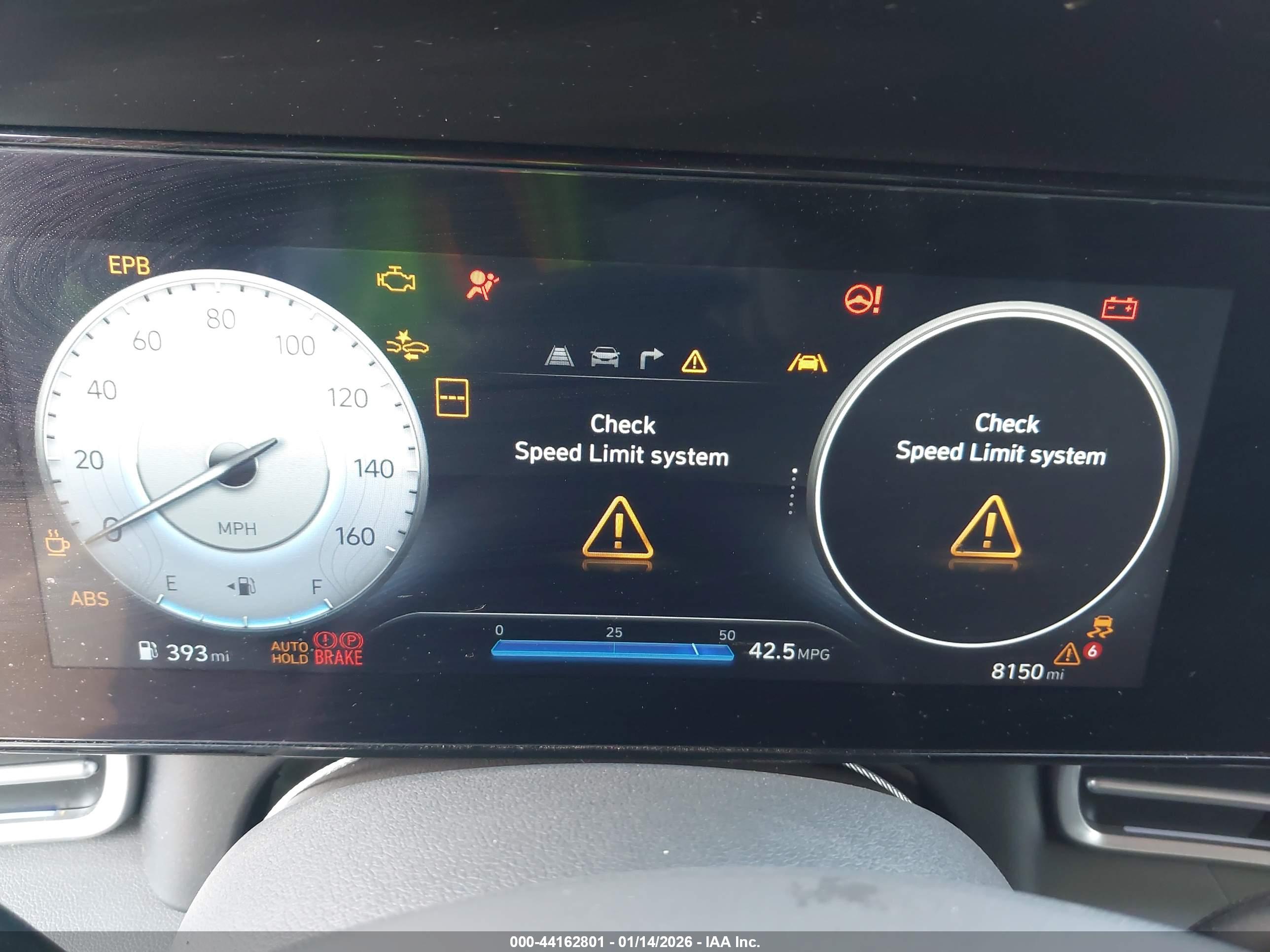 HYUNDAI ELANTRA image 7