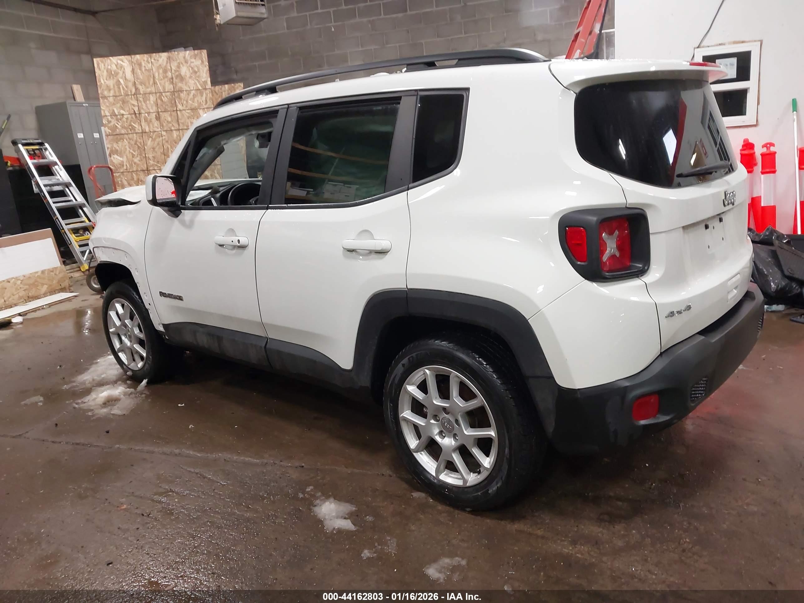 JEEP RENEGADE image 3