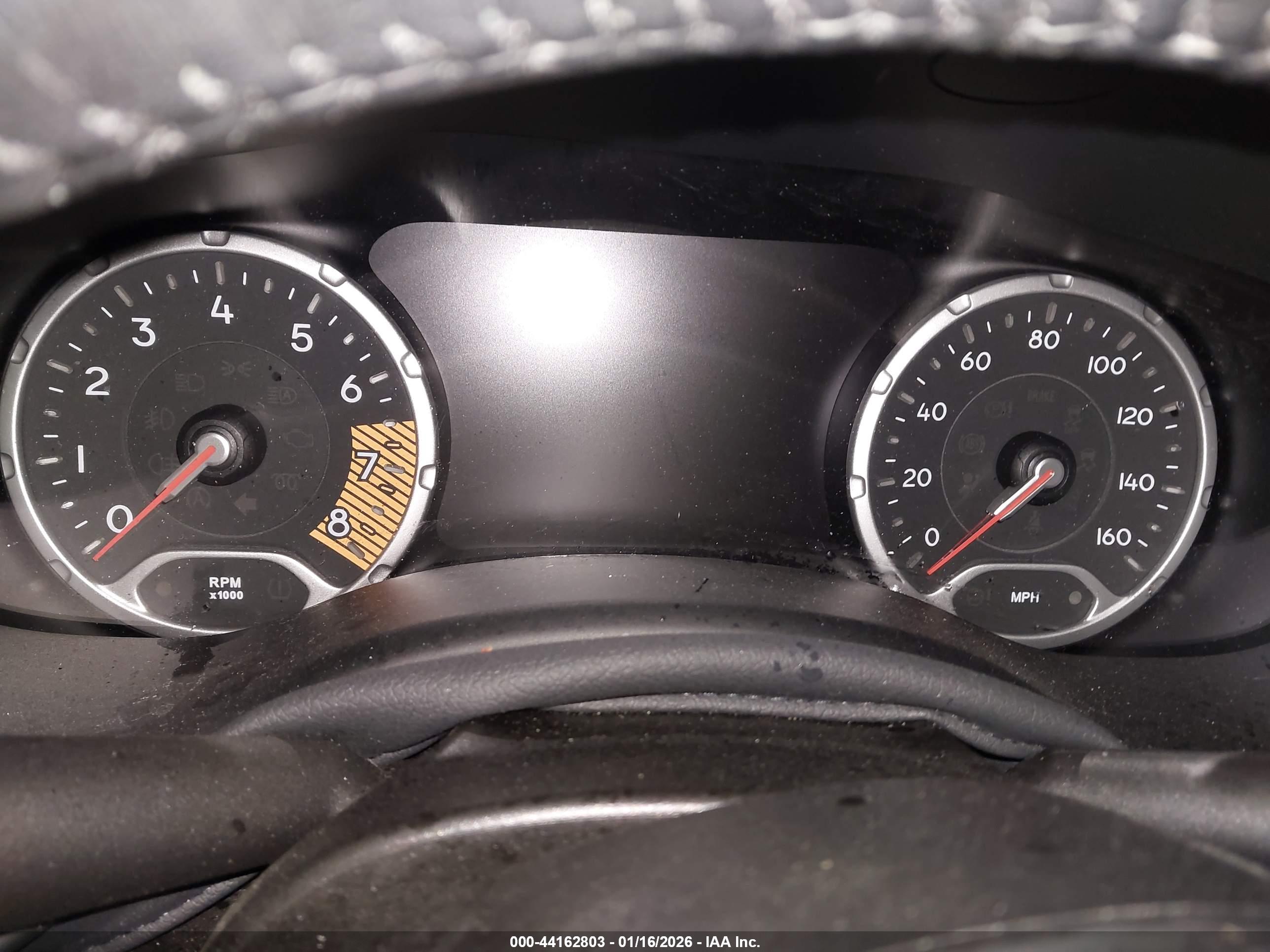 JEEP RENEGADE image 7