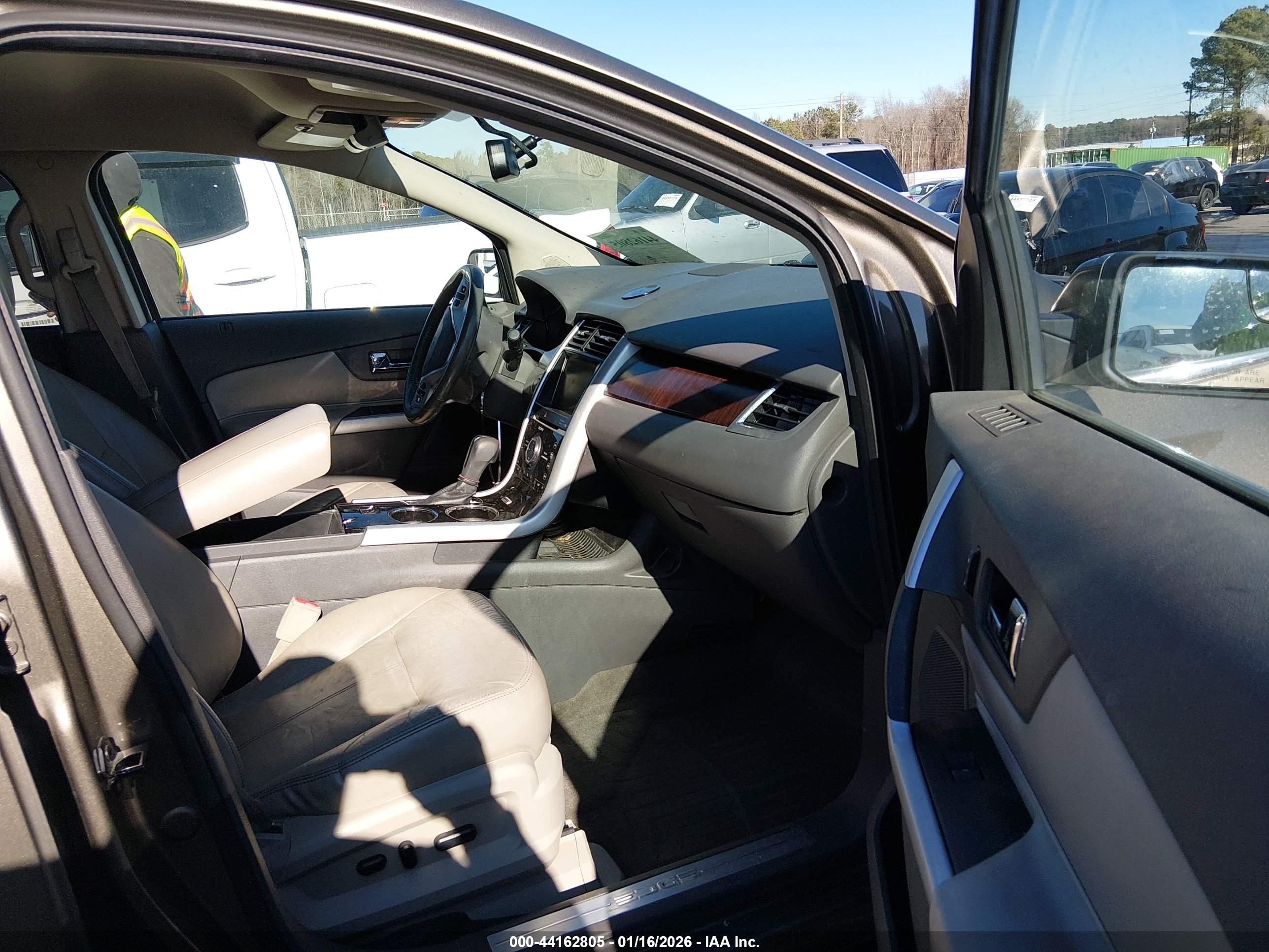 FORD EDGE image 5