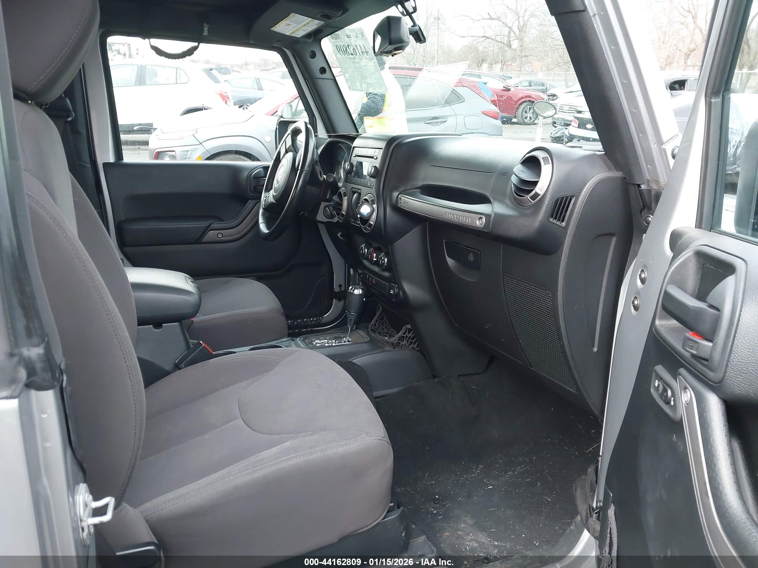 JEEP WRANGLER image 5