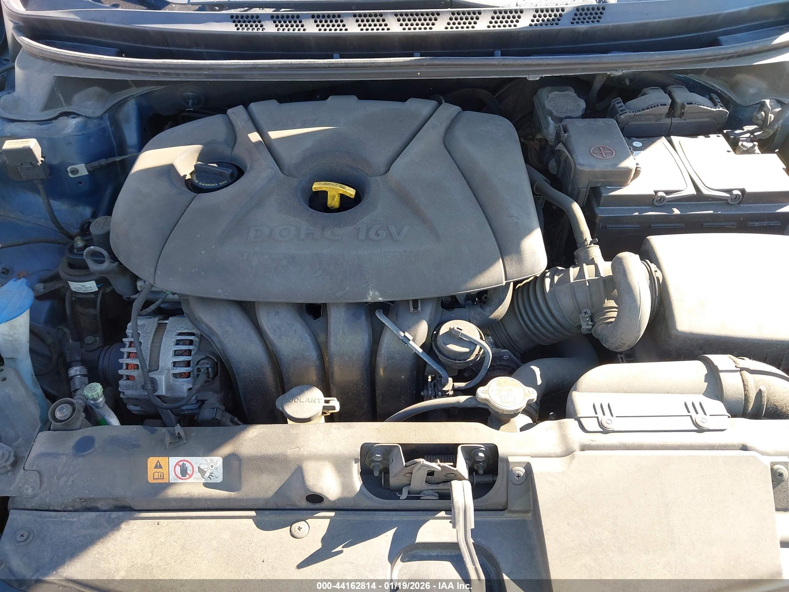 HYUNDAI ELANTRA image 10