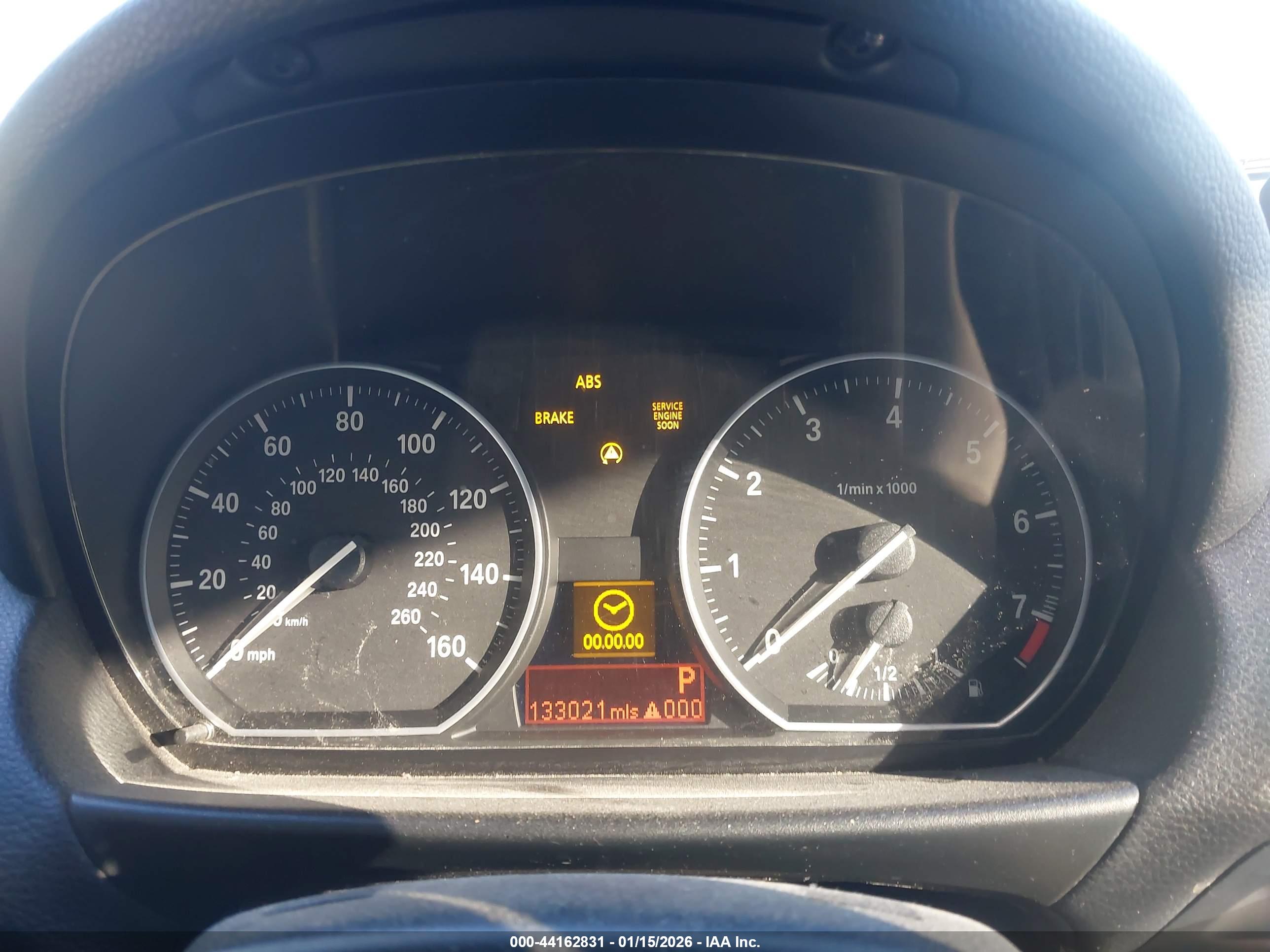 BMW 128I image 7