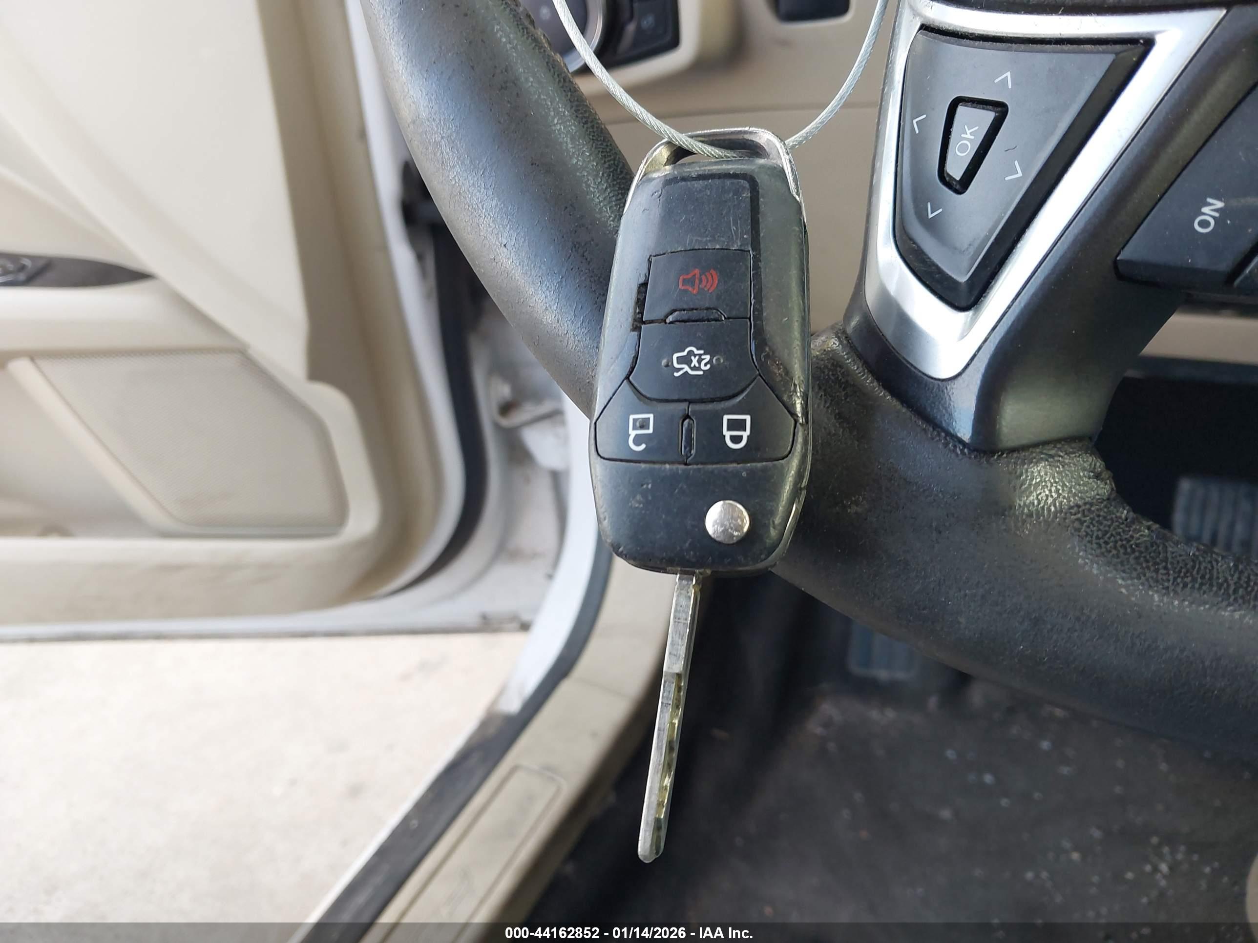 FORD FUSION image 11