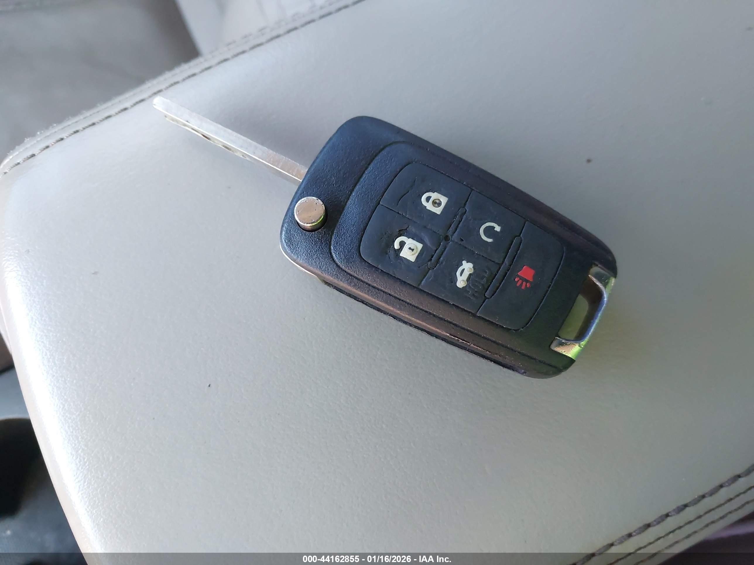 BUICK LACROSSE image 11