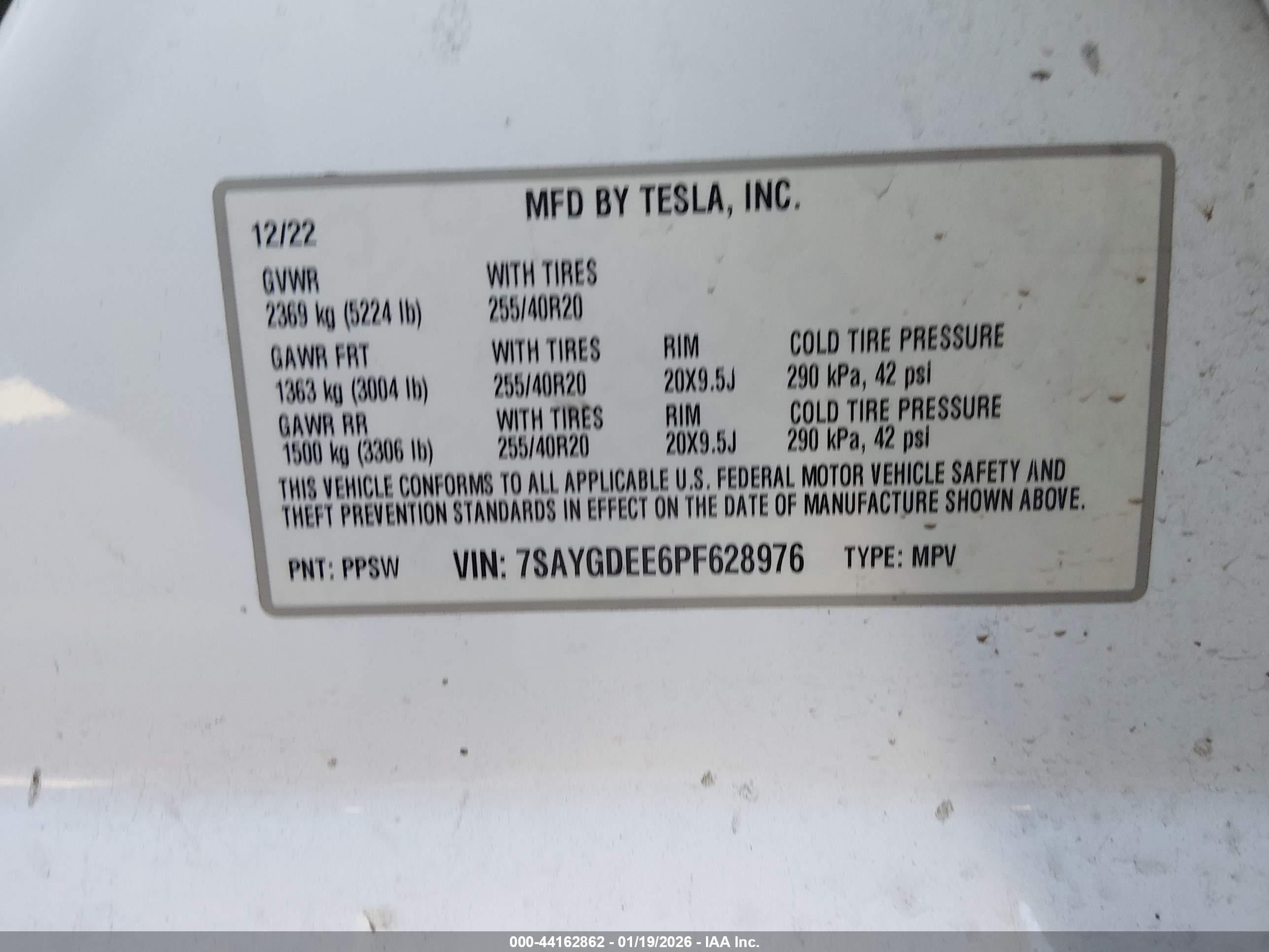 TESLA MODEL image 9