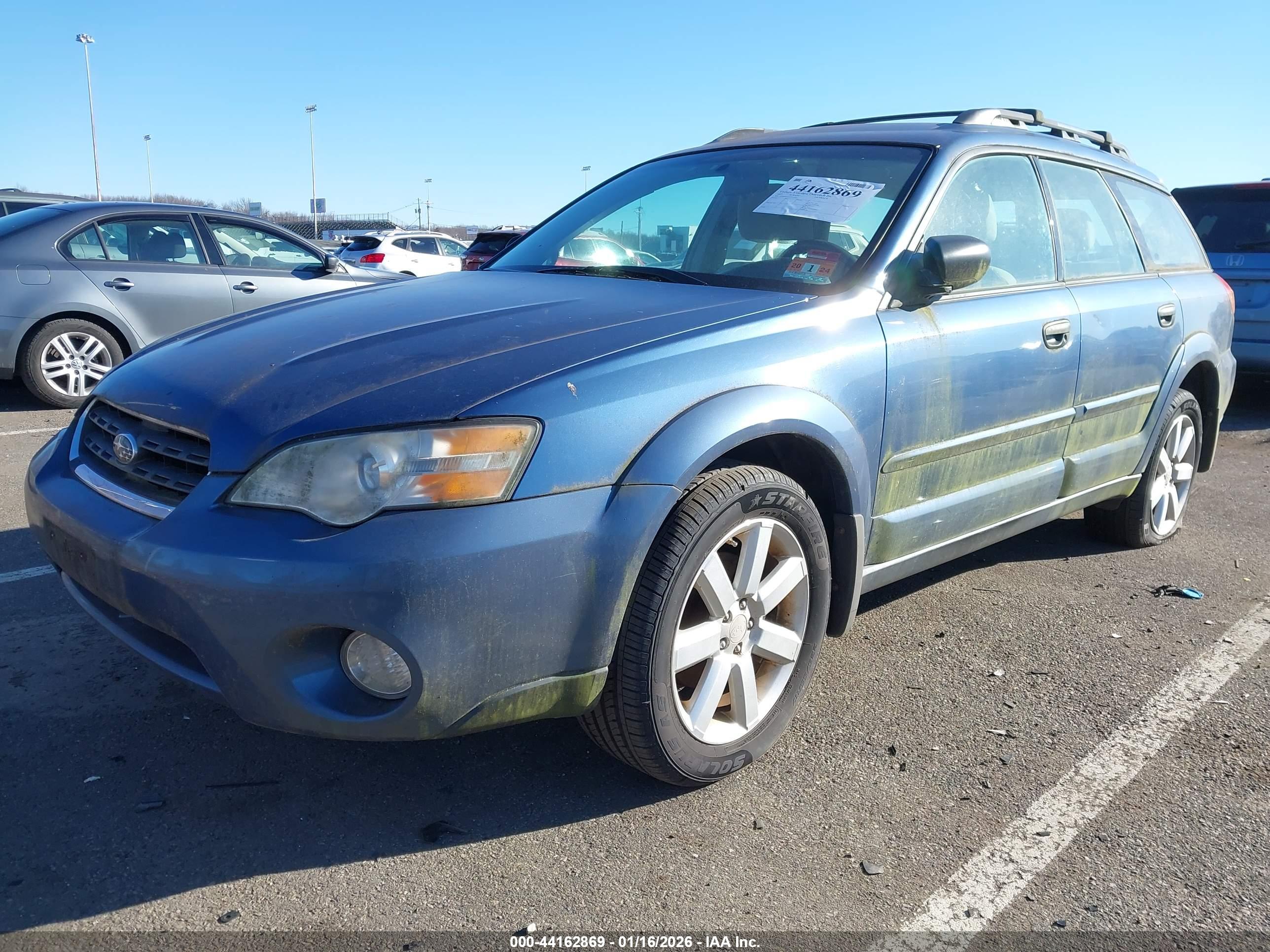 SUBARU OUTBACK image 2