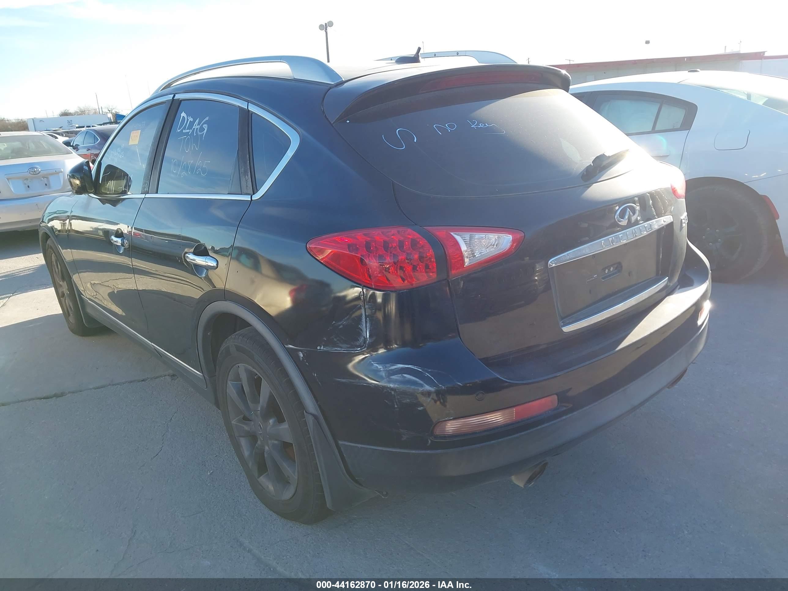 INFINITI EX35 image 3