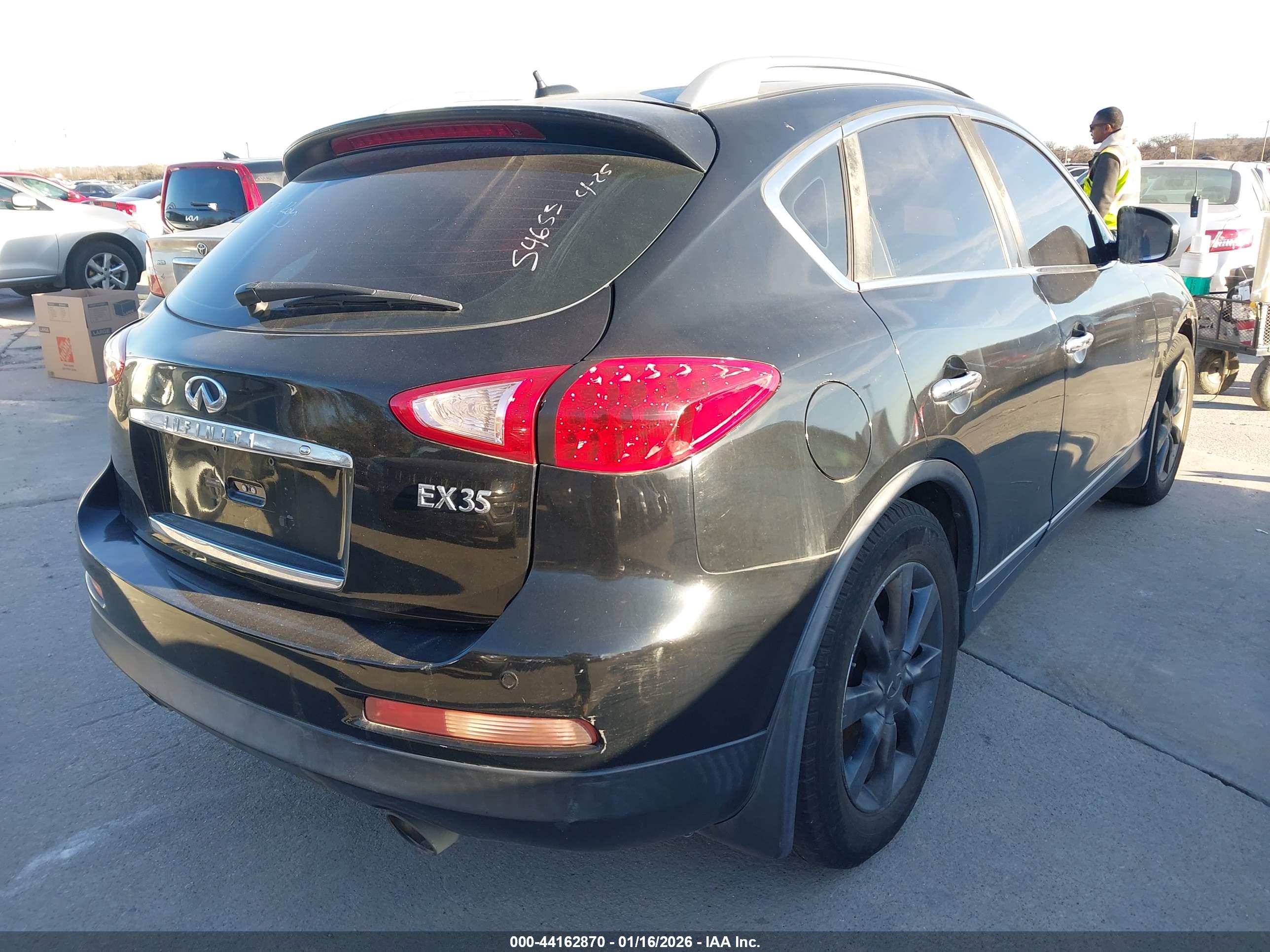 INFINITI EX35 image 4