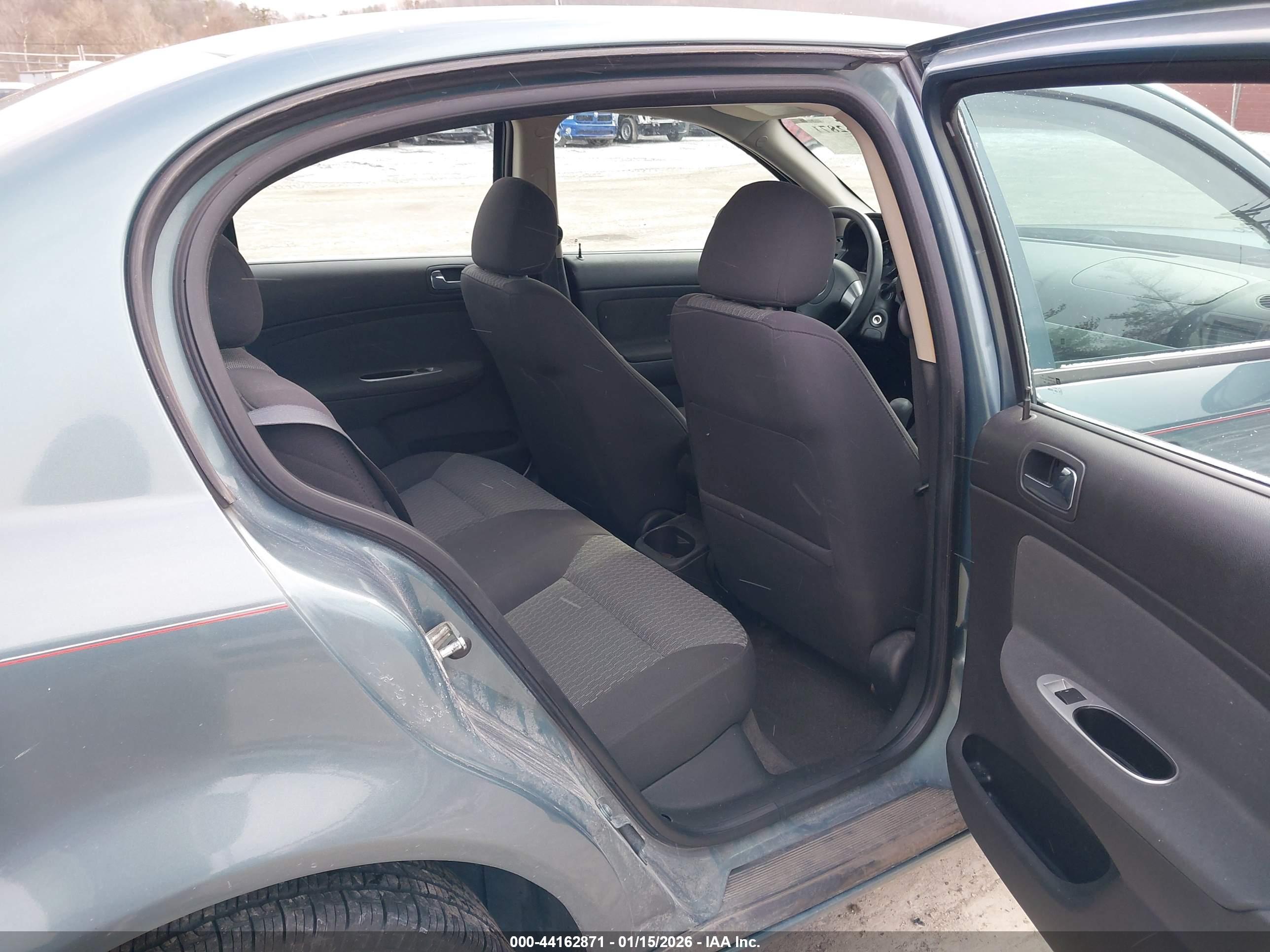 CHEVROLET COBALT image 8