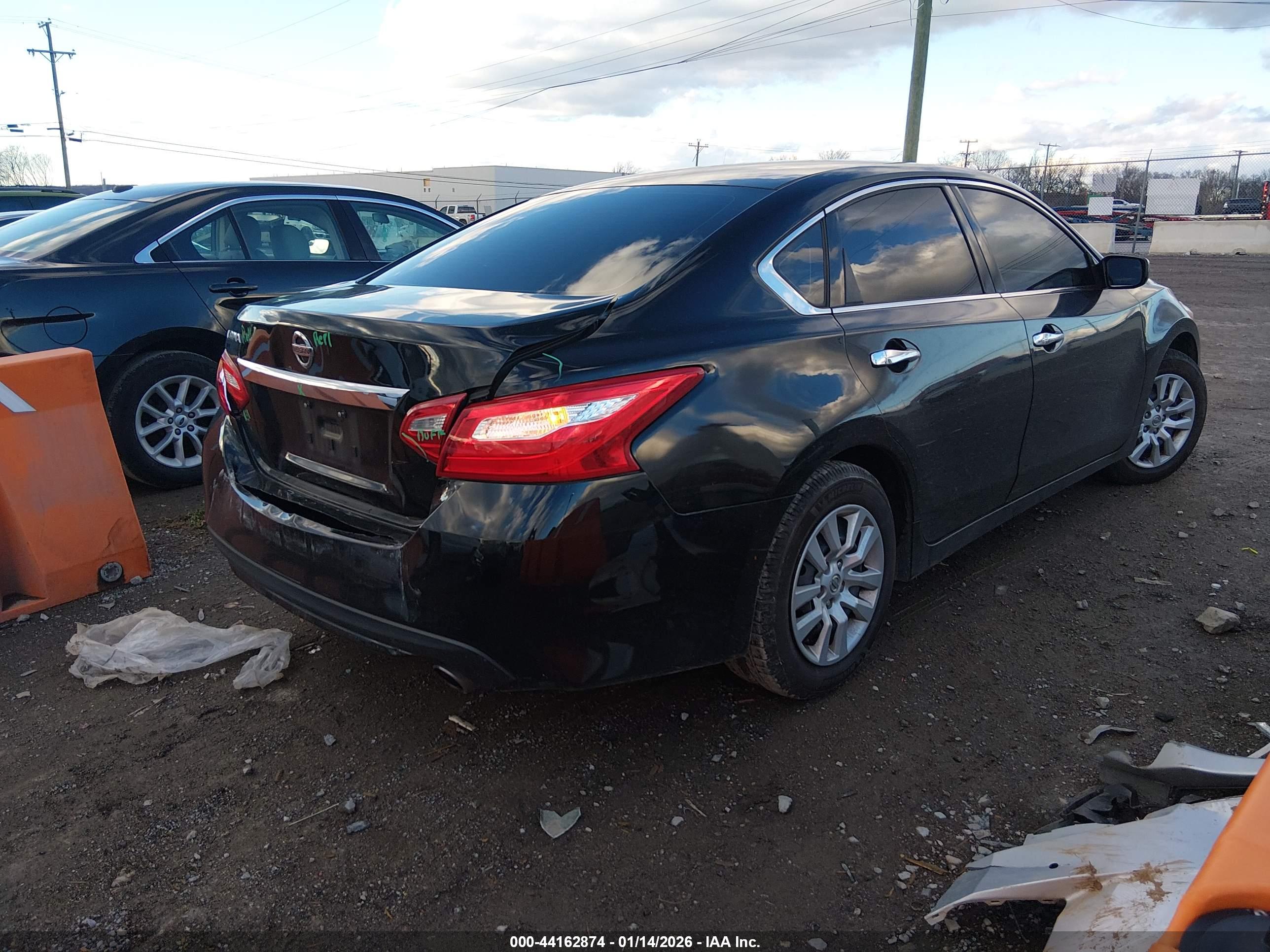 NISSAN ALTIMA image 4