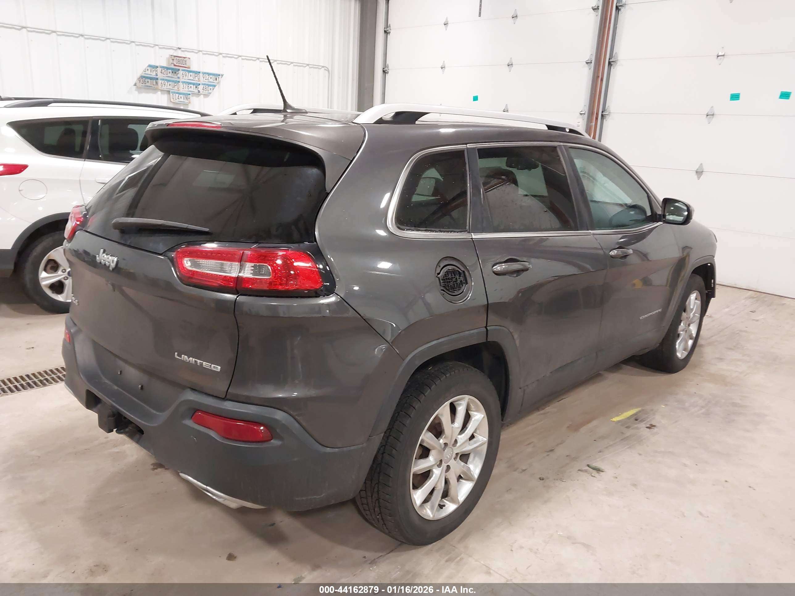 JEEP CHEROKEE image 4