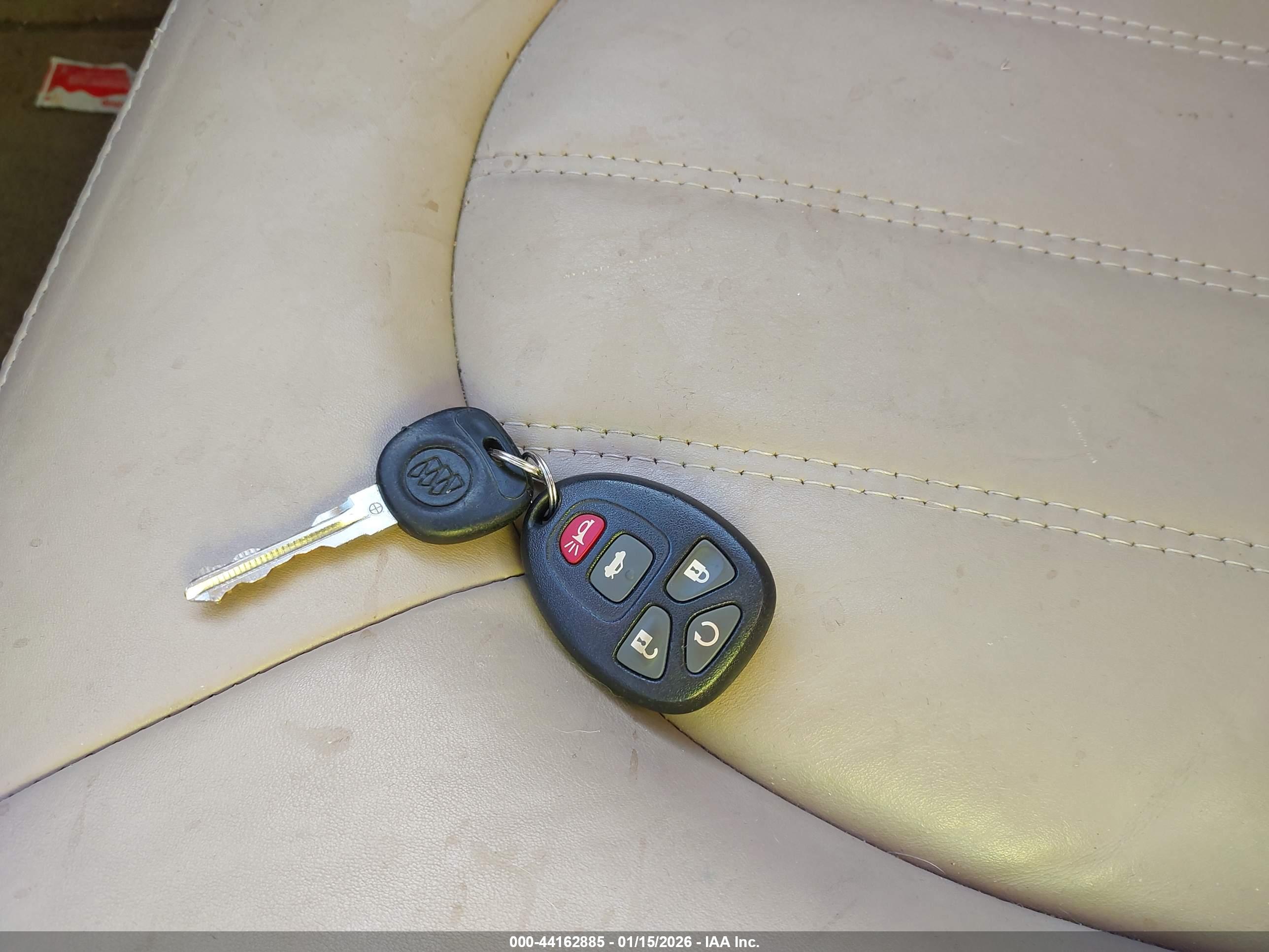 BUICK LUCERNE image 11