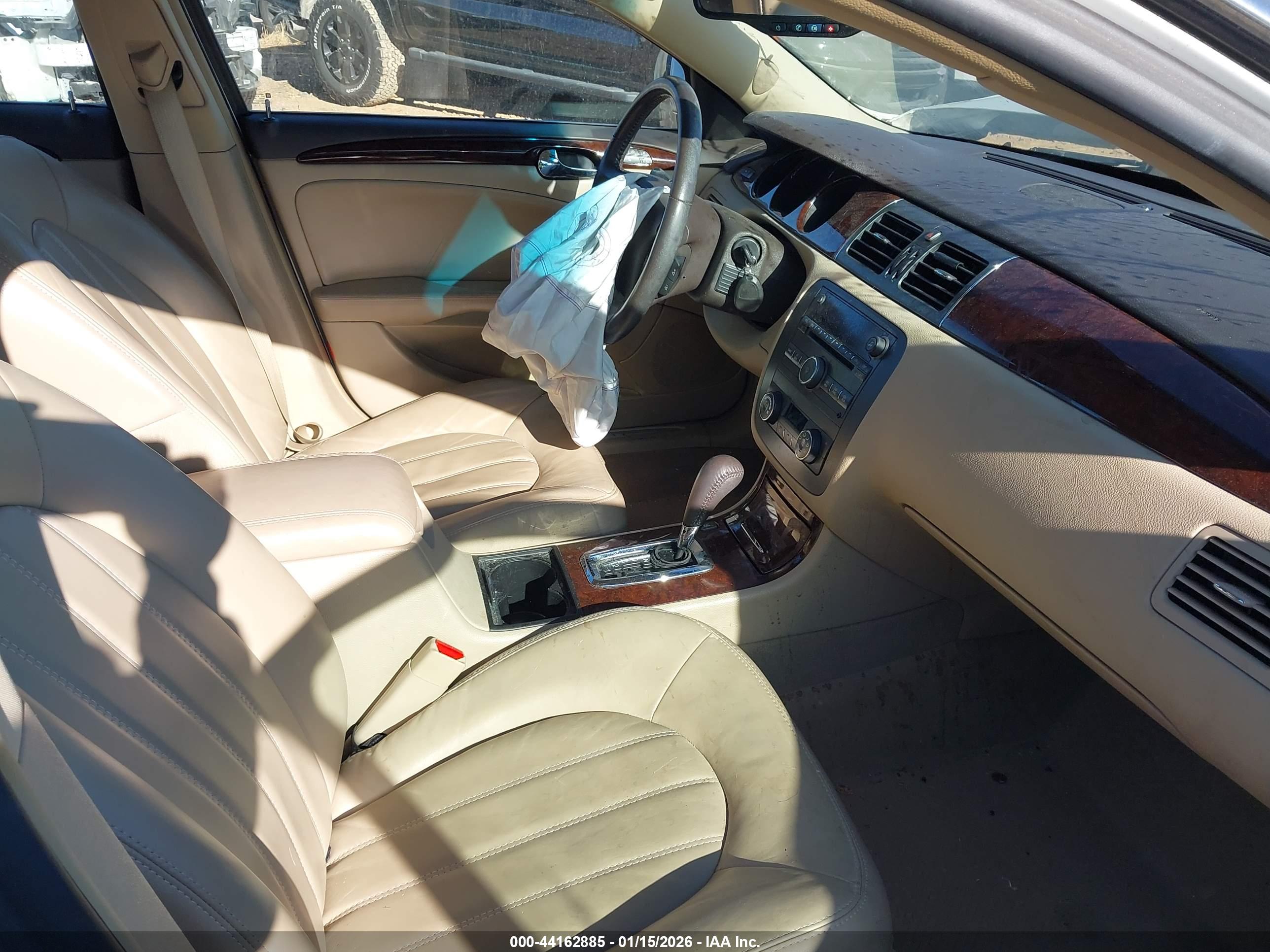 BUICK LUCERNE image 5