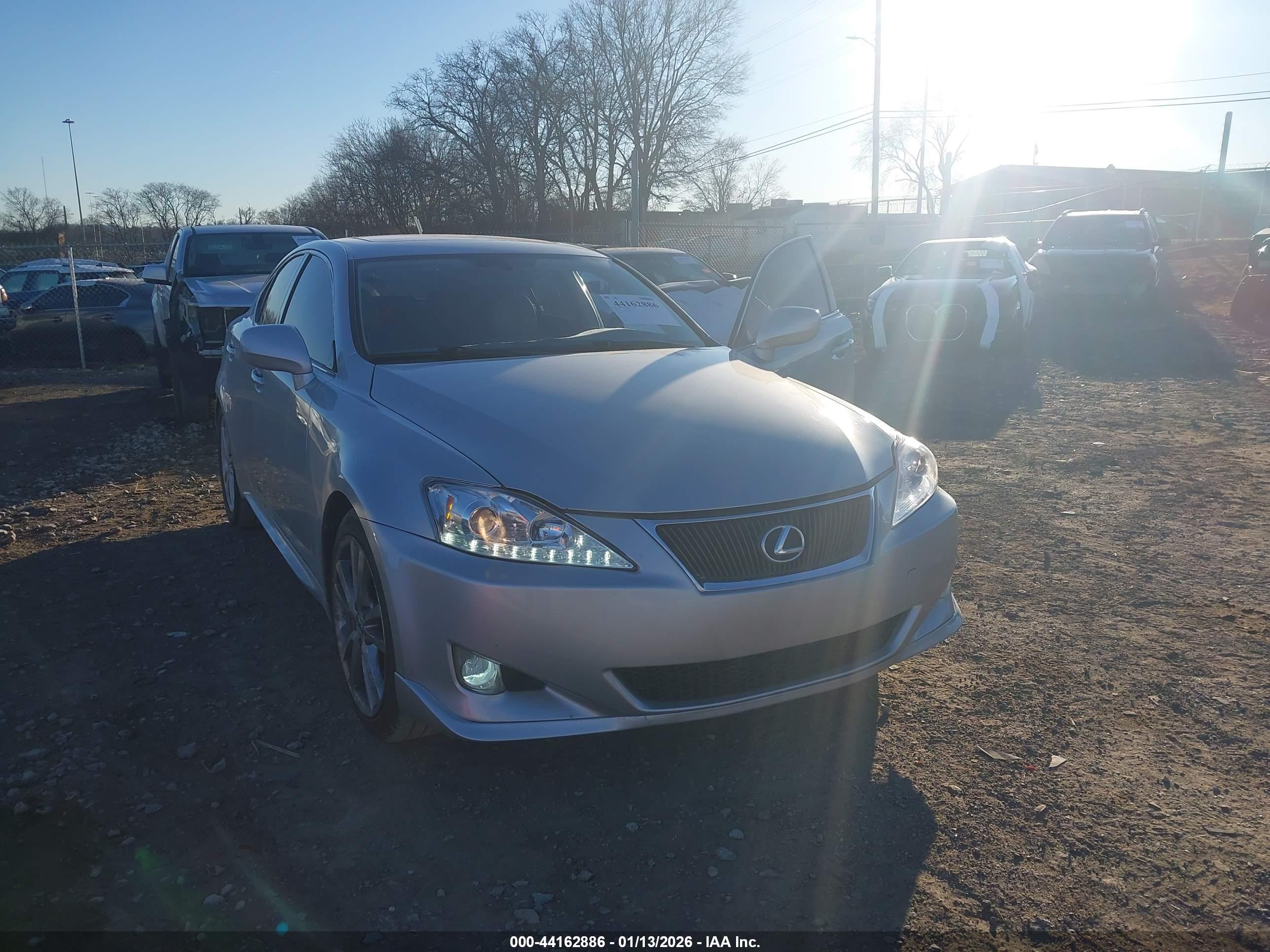 LEXUS IS image 6