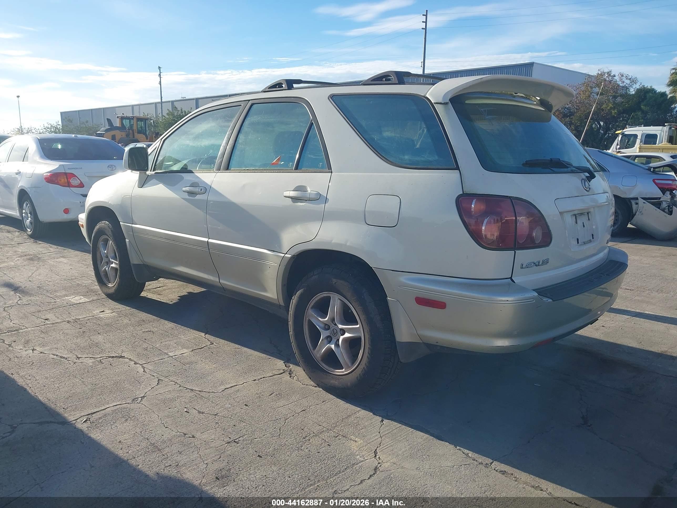 LEXUS RX image 3